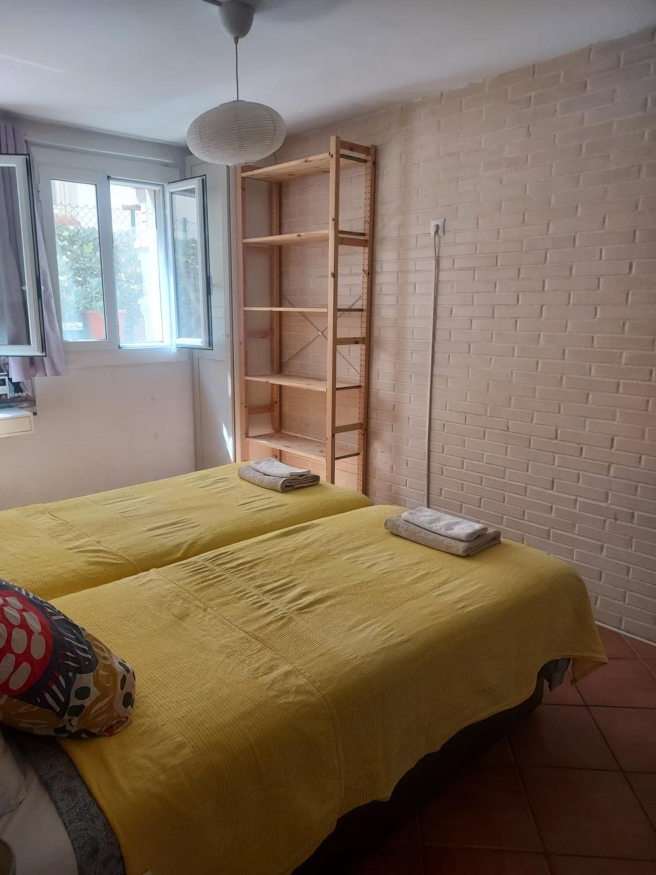 Double or Twin Room with Private Bathroom photo 3