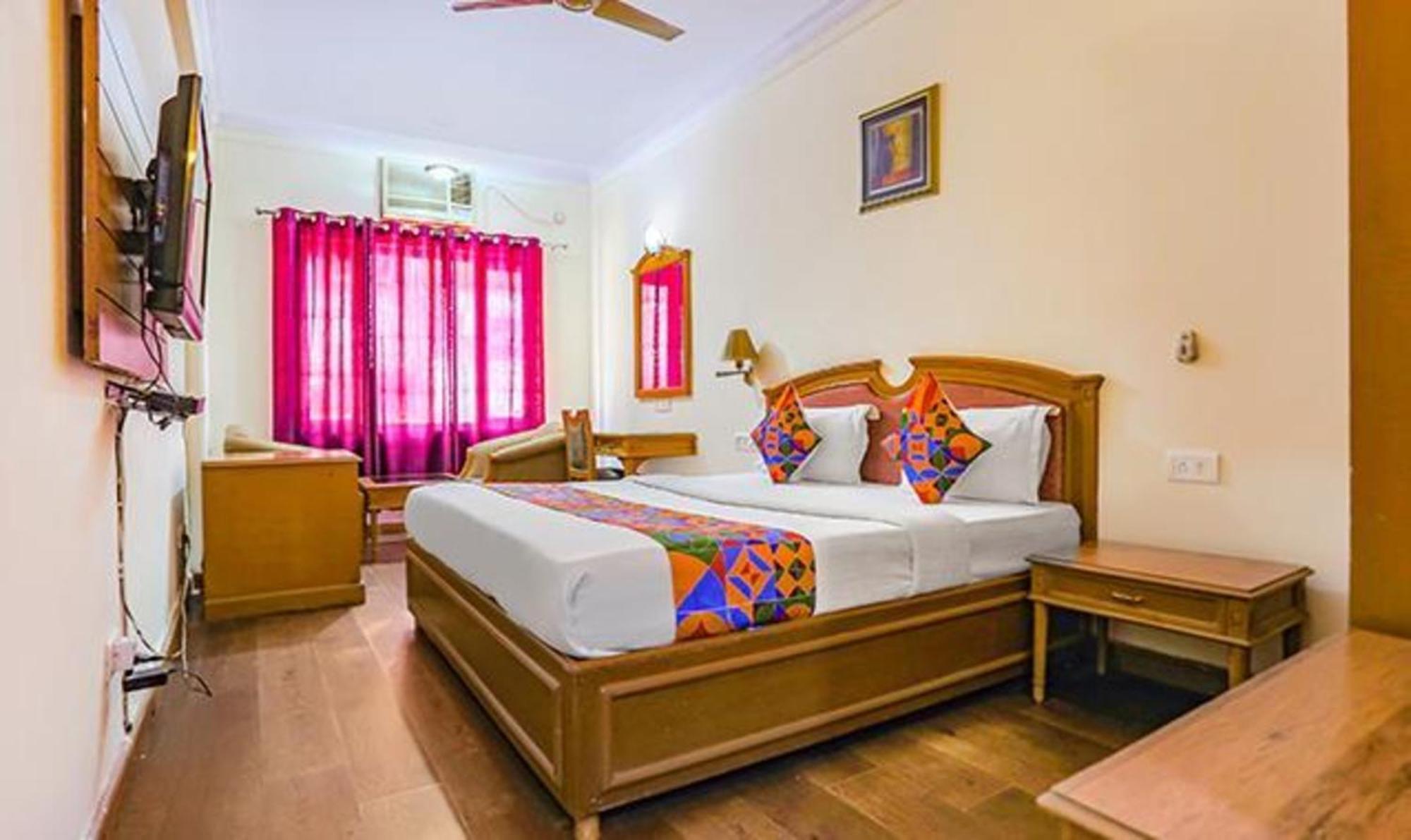 Deluxe Room - Photo 4