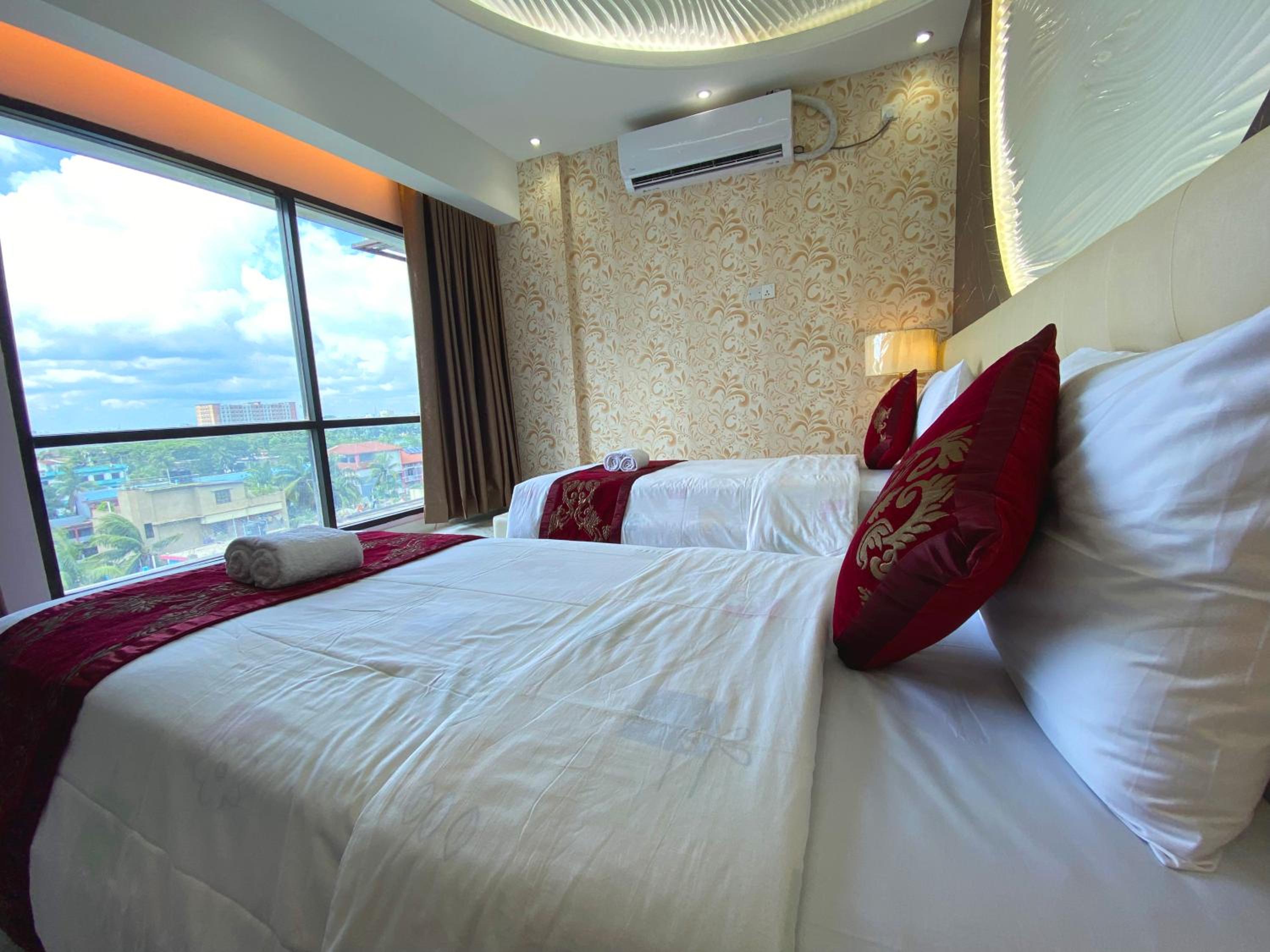 Deluxe Twin Room photo 2