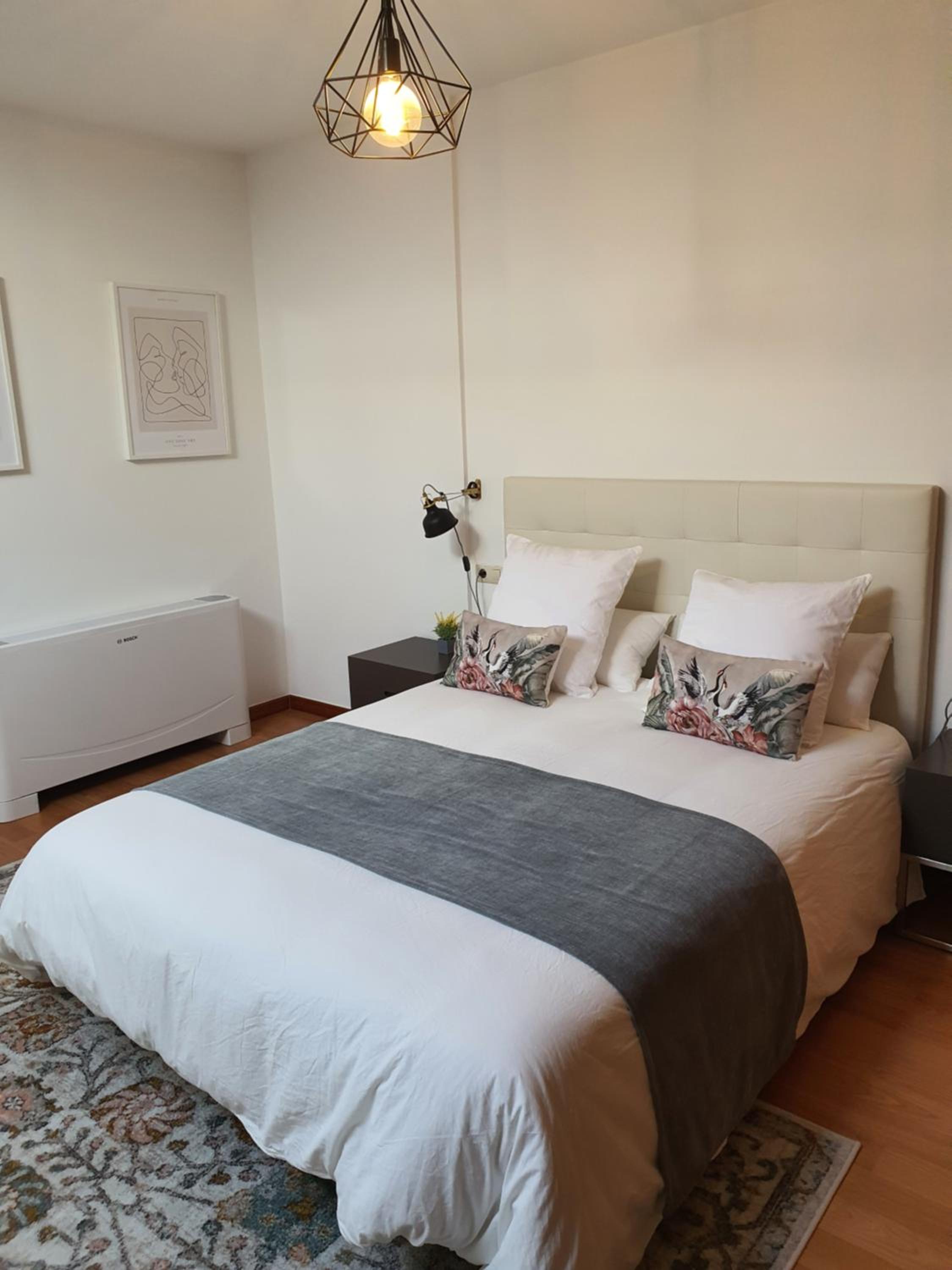 Loft - Photo 1
