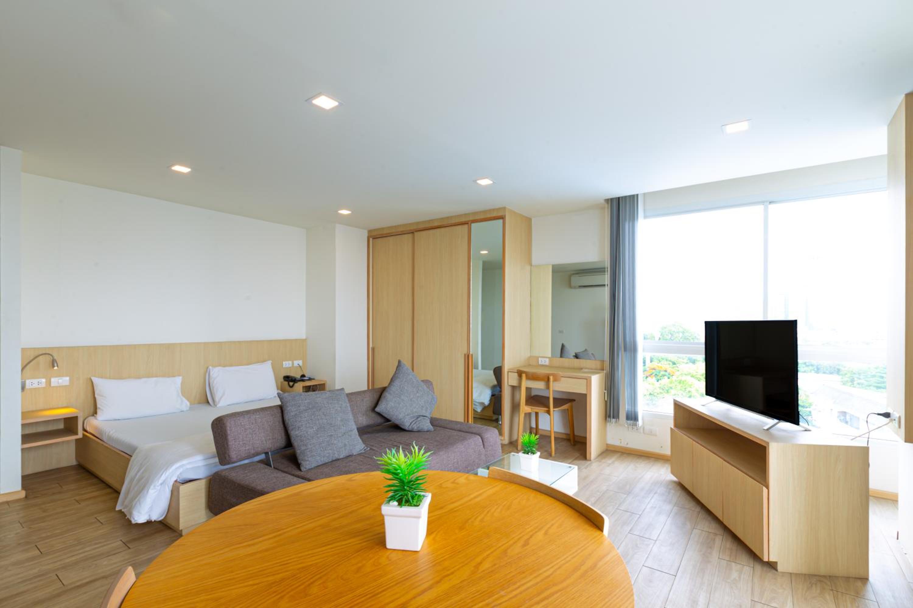 Premium Studio