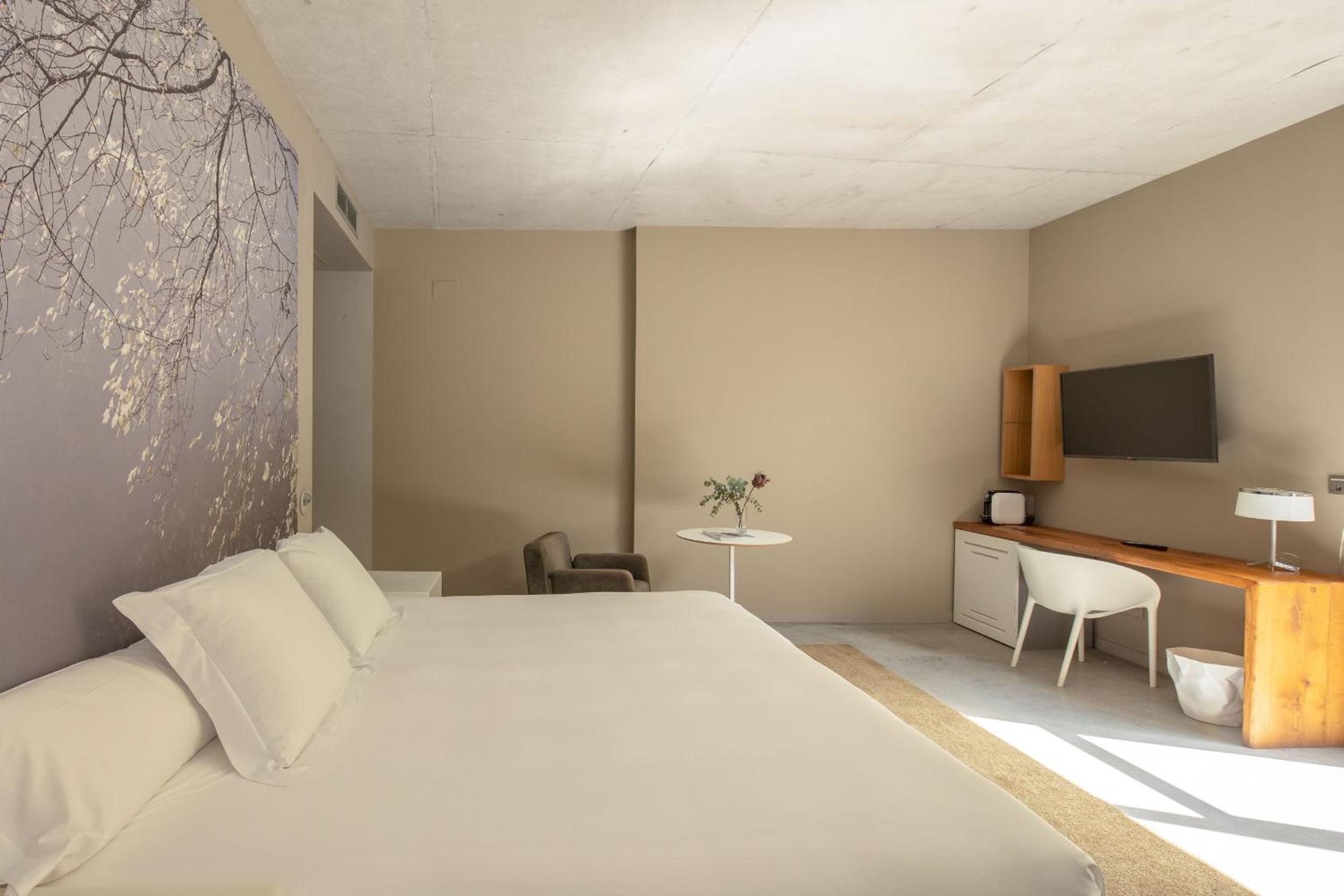 Habitación Doble de Lujo con Balcón Habitación Doble de Lujo con Balcón