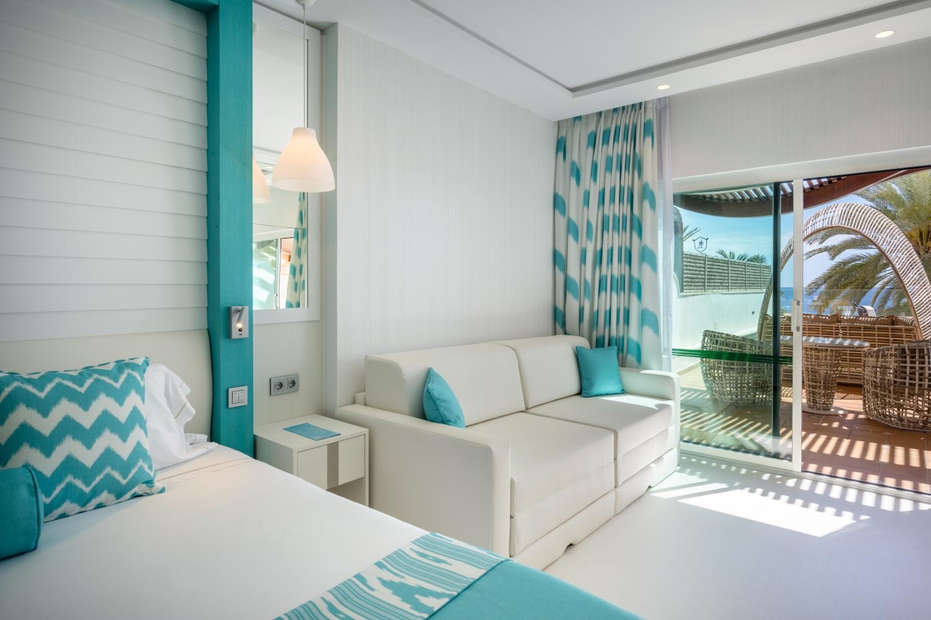 Deluxe Double Room with Sea View