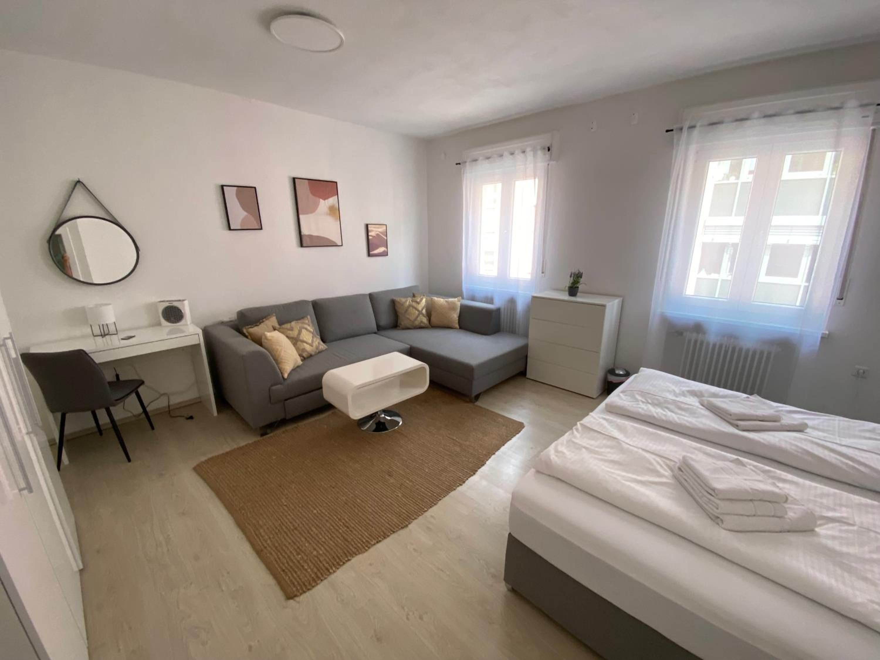 Family Room photo 1