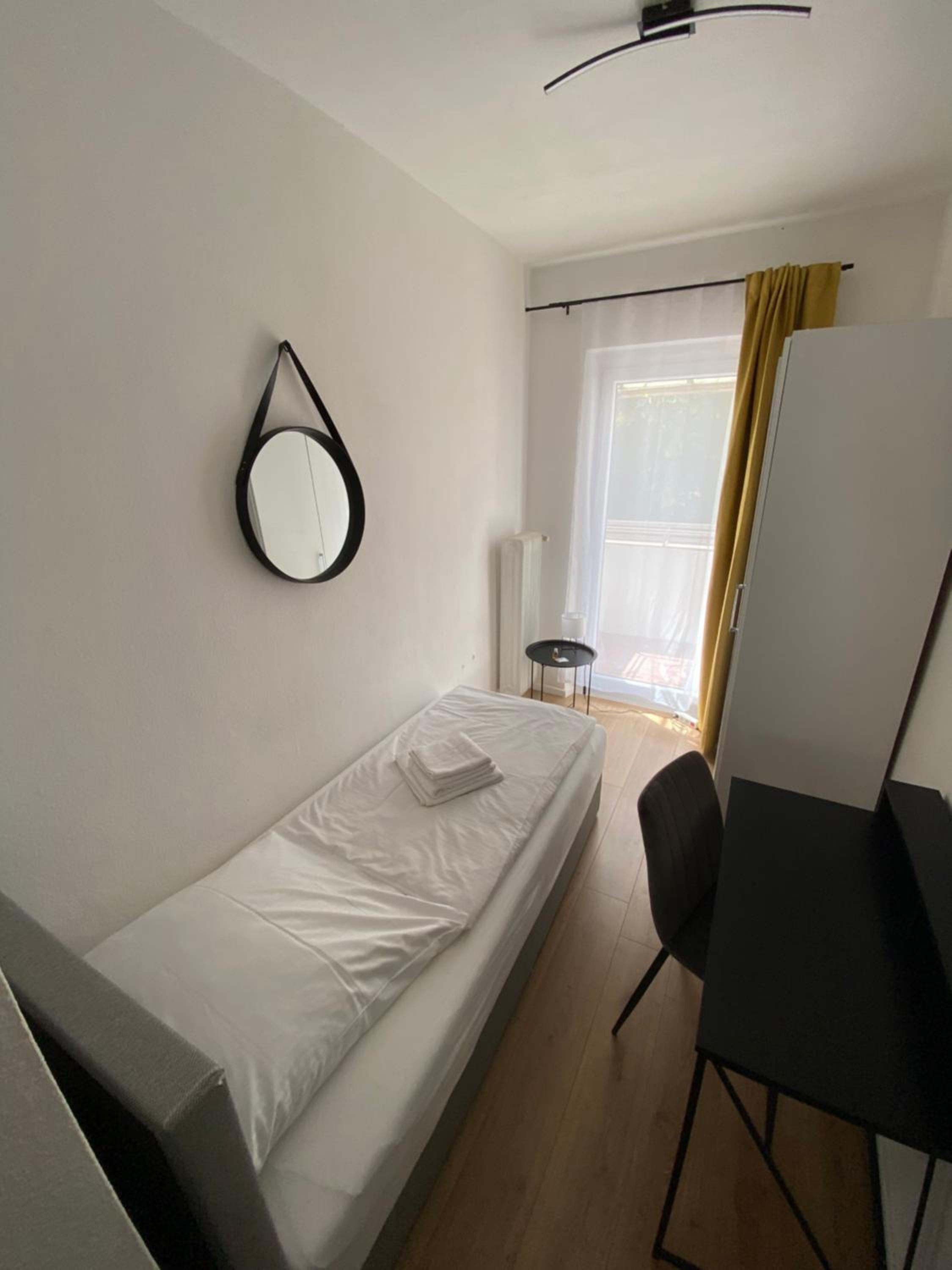 Single Room photo 1