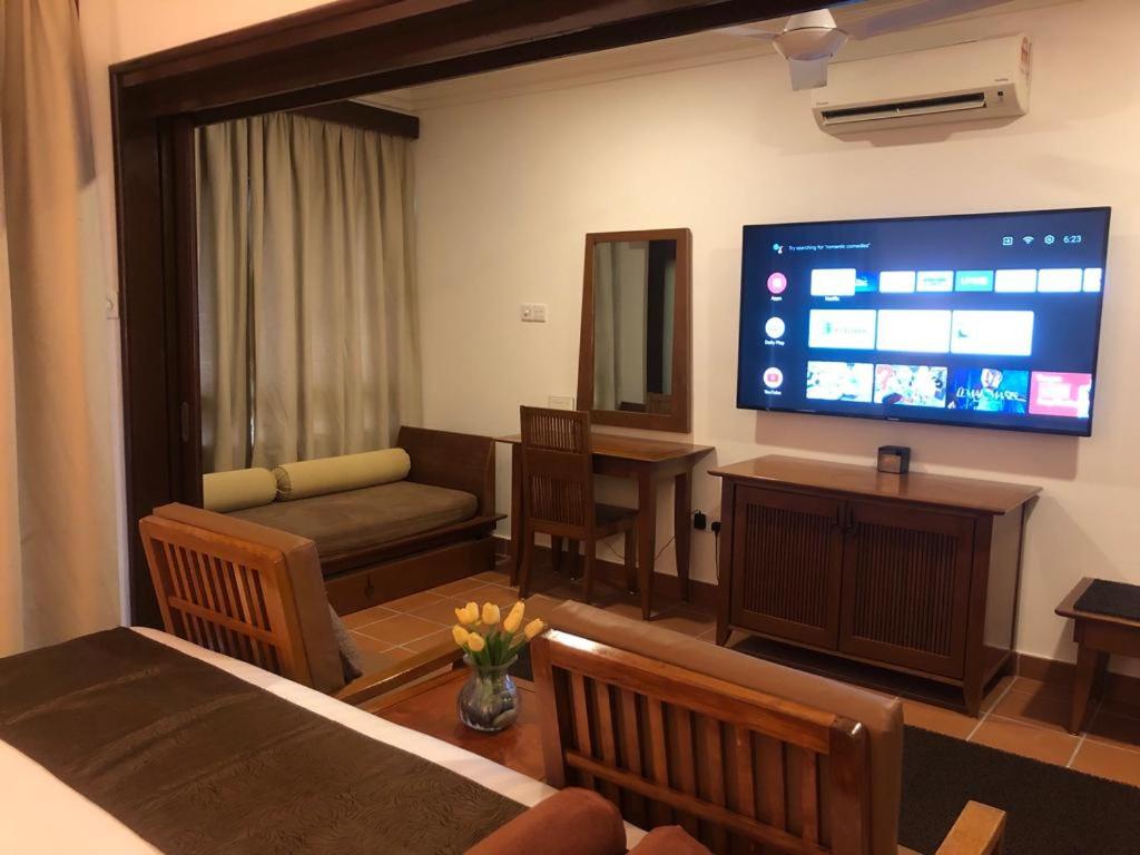 Villa with Sea View photo 3