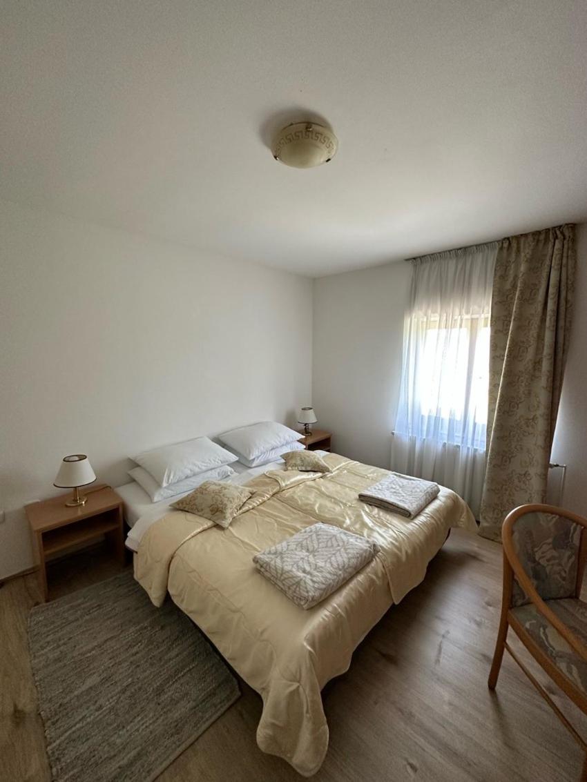 Two-Bedroom Apartment photo 2