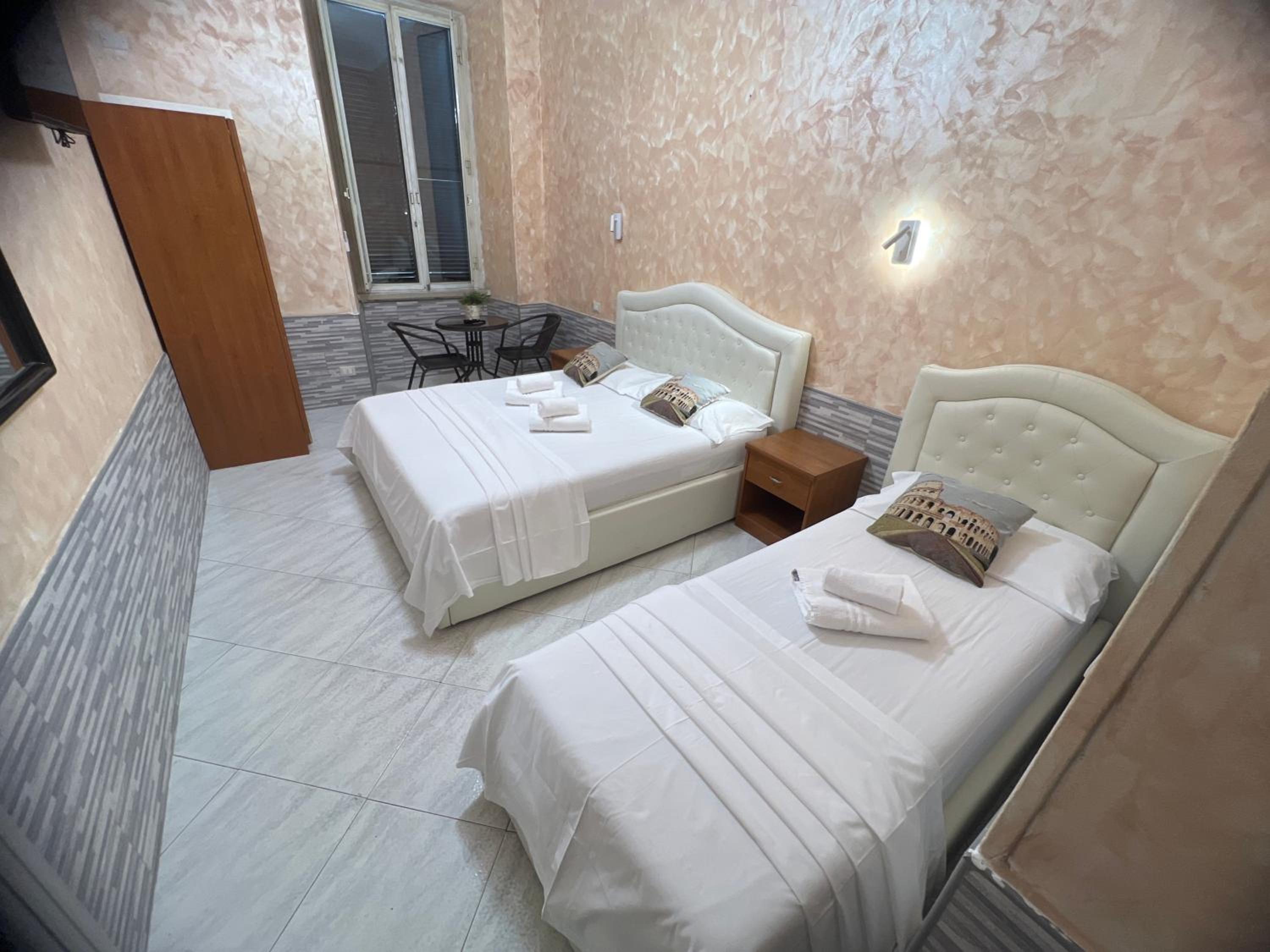 Triple Room with Private External Bathroom