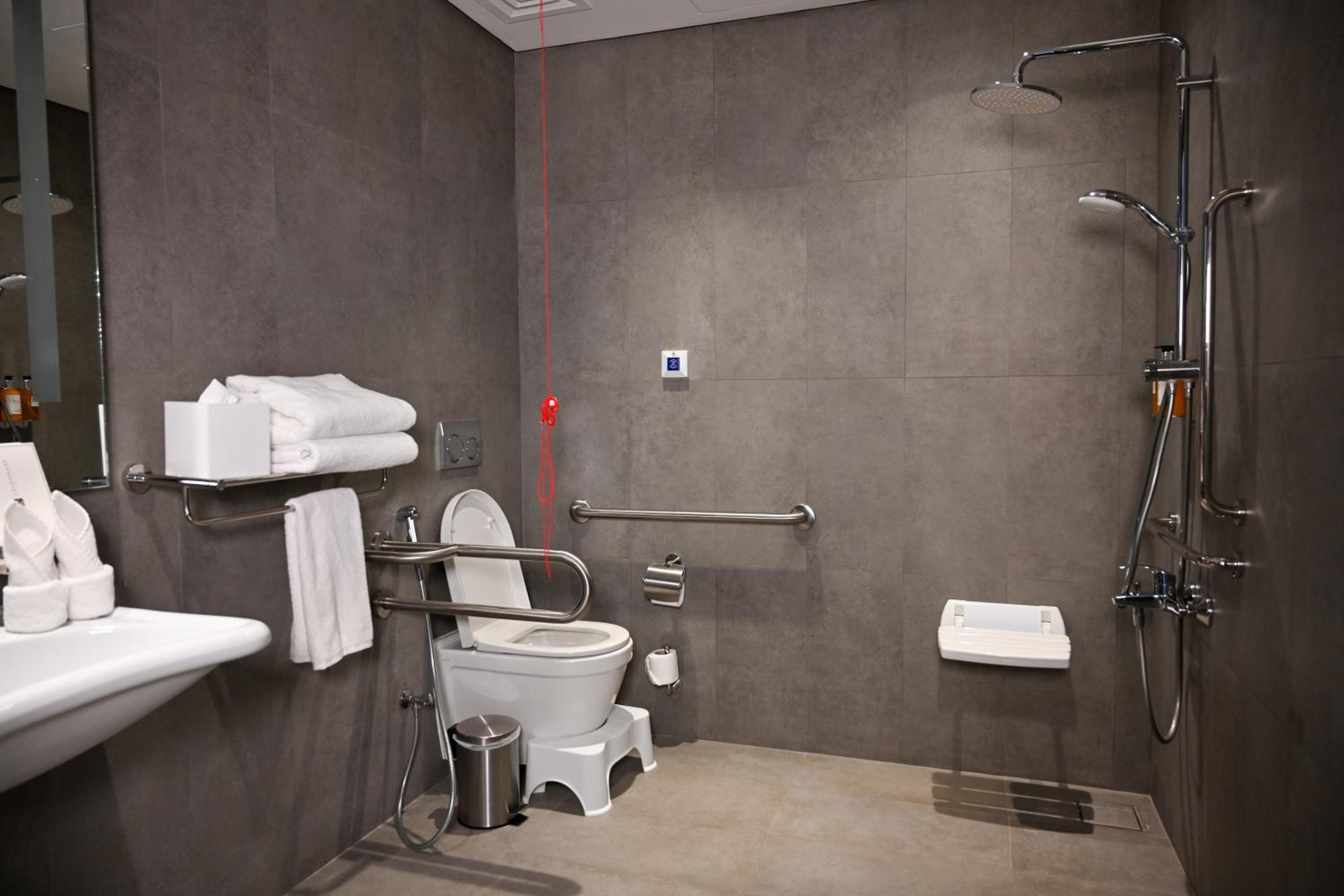 King Room - Disability Access/Non-Smoking