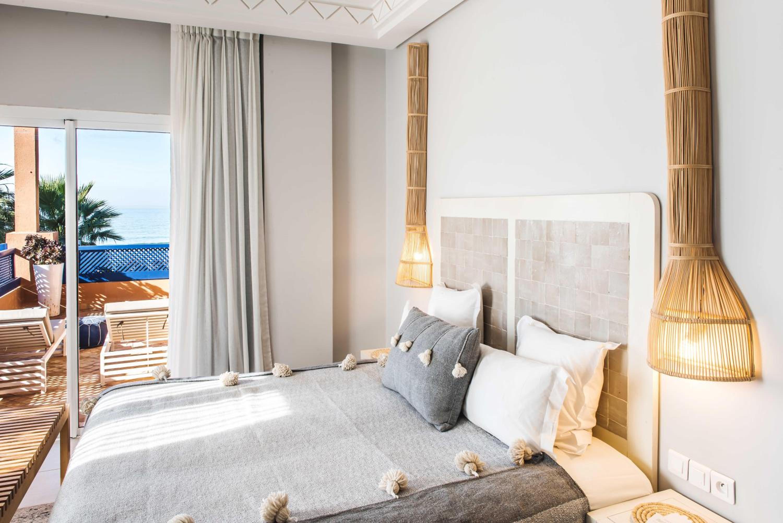 Premium Suite - Photo 2