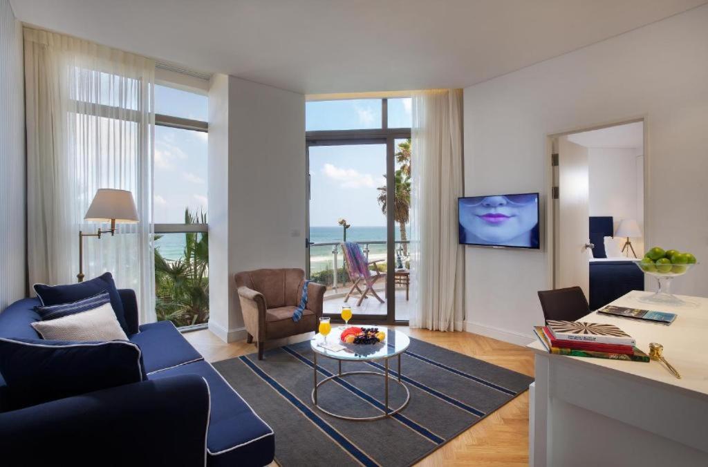 Executive Suite with Balcony and Sea View