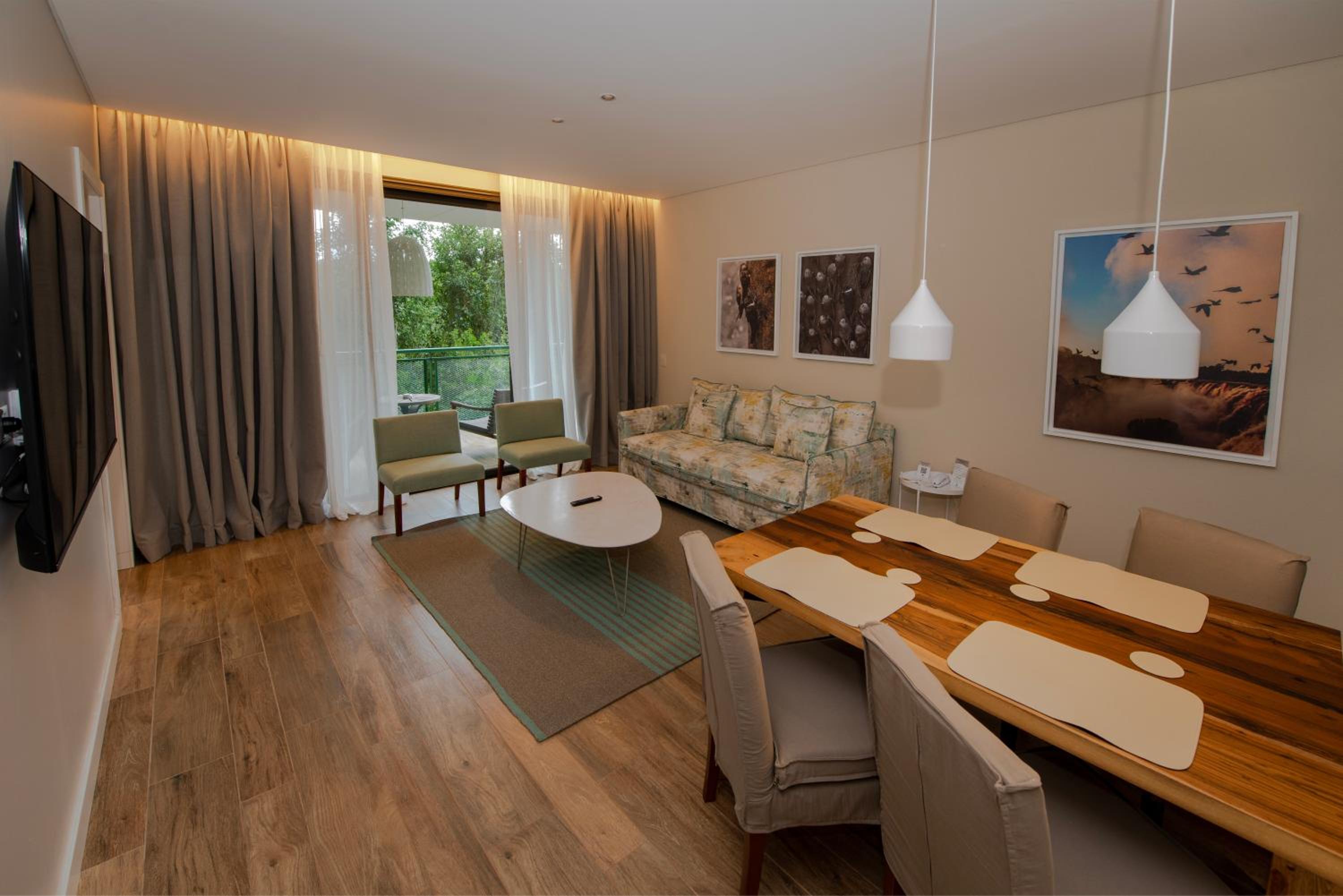 Deluxe Junior Suite