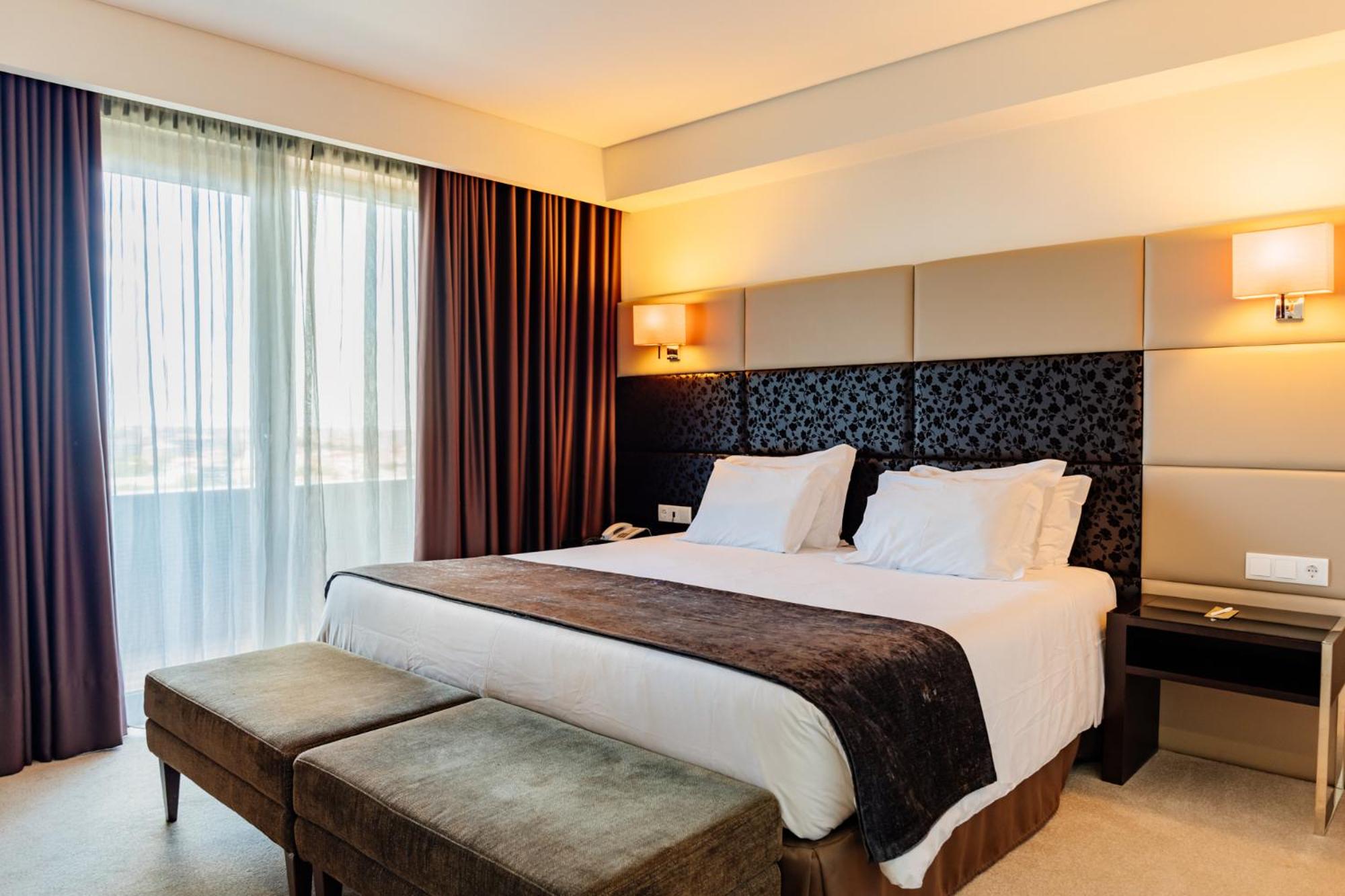 Double Room with Balcony - Photo 2
