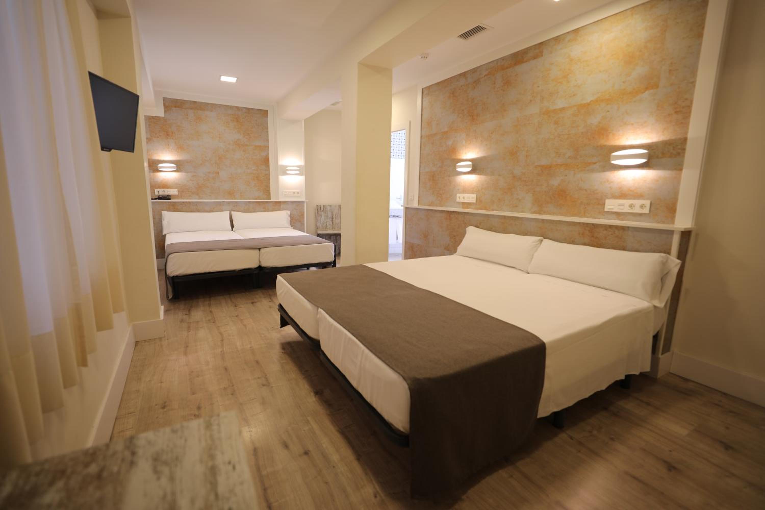 Triple Room - Photo 3