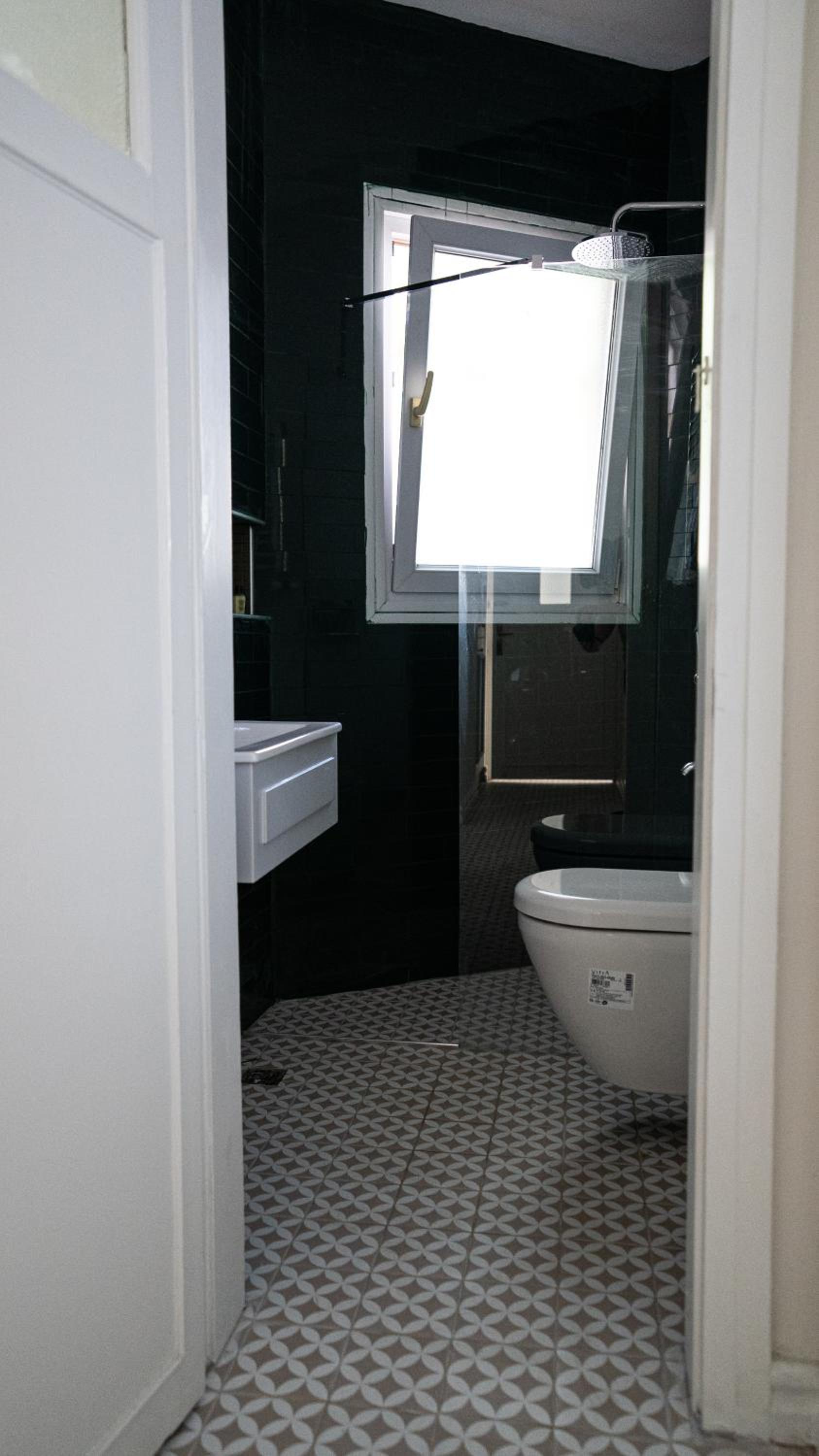 One-Bedroom Standard Apartment photo 3