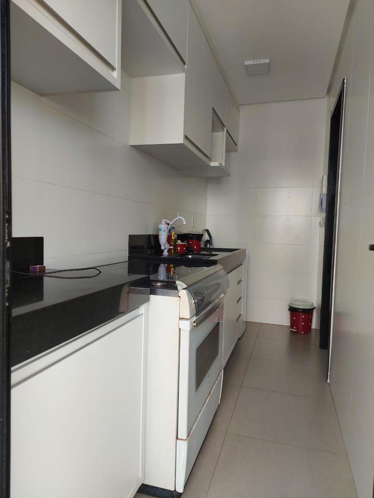 Apartment with Balcony photo 3