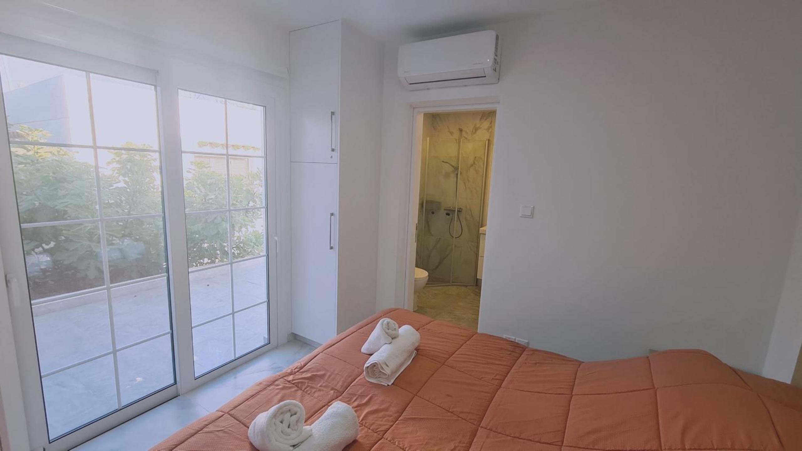 Apartment - Ground Floor photo 3