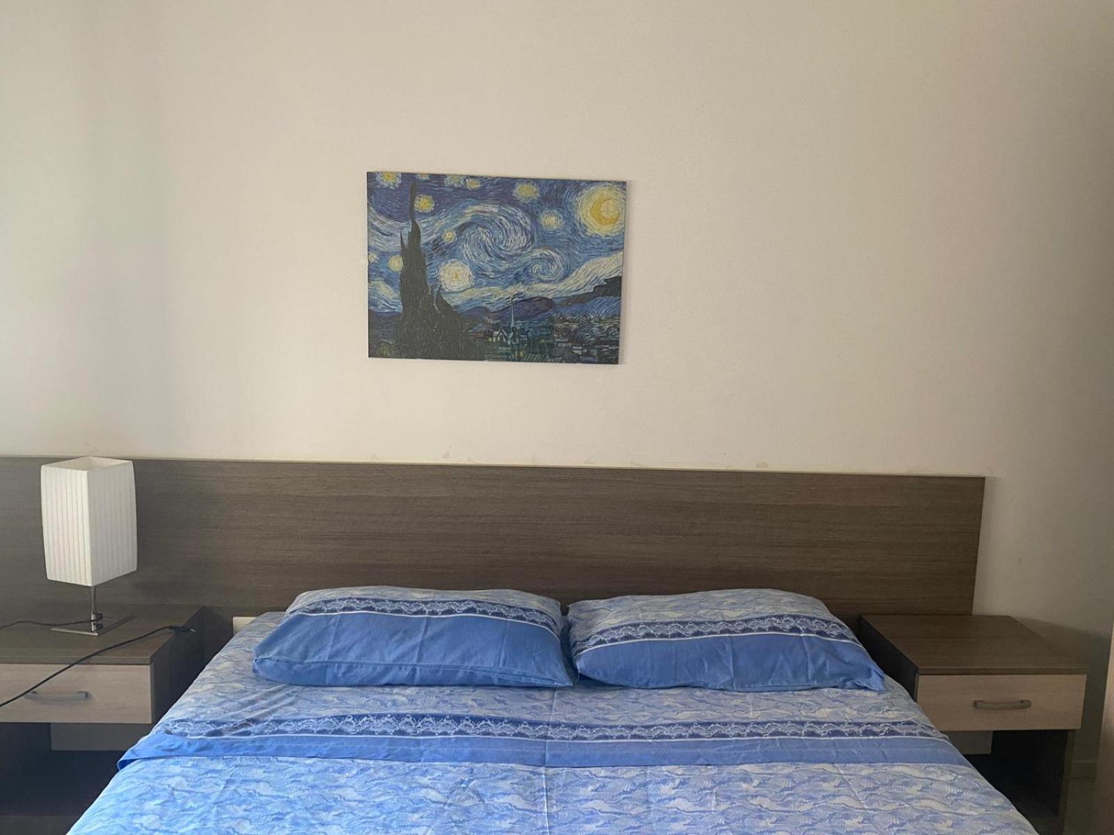 One-Bedroom Apartment with Sea View