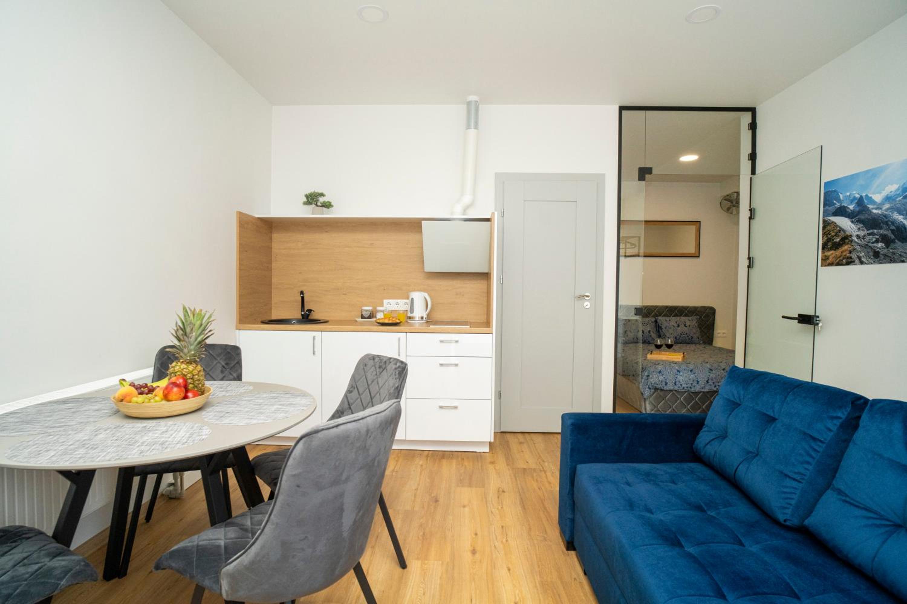 Apartment - Ground Floor photo 3