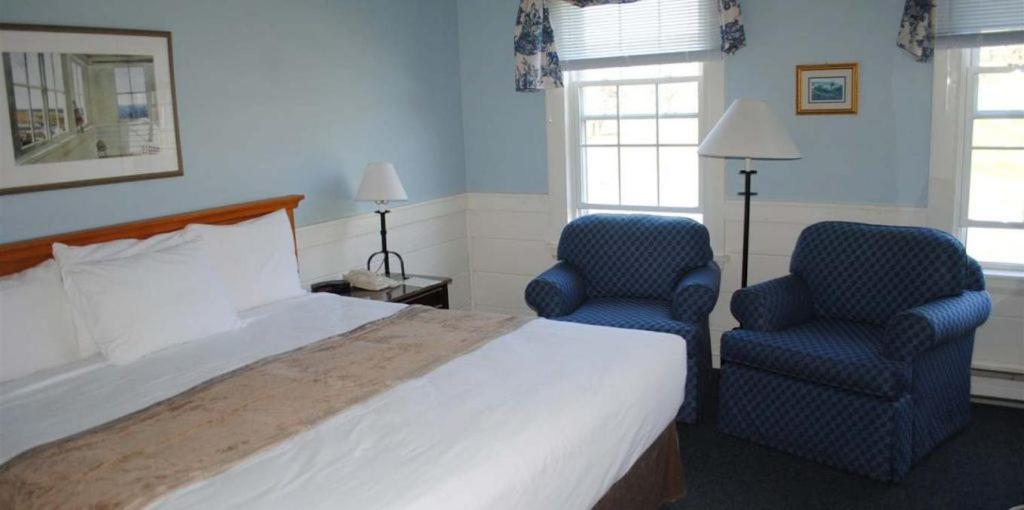 Main Lodge Standard Queen - Photo 2