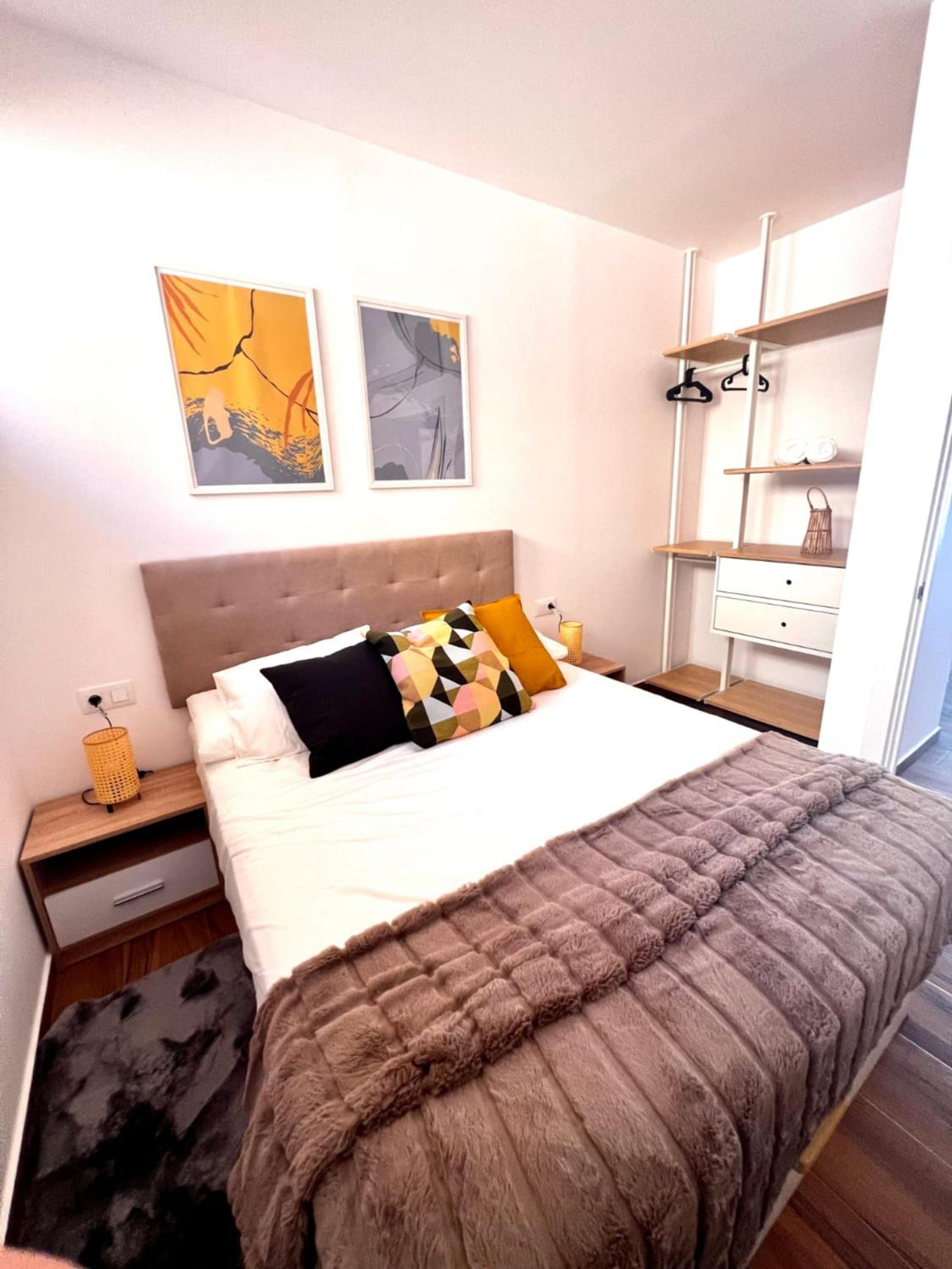 Superior Apartment with City View photo 2