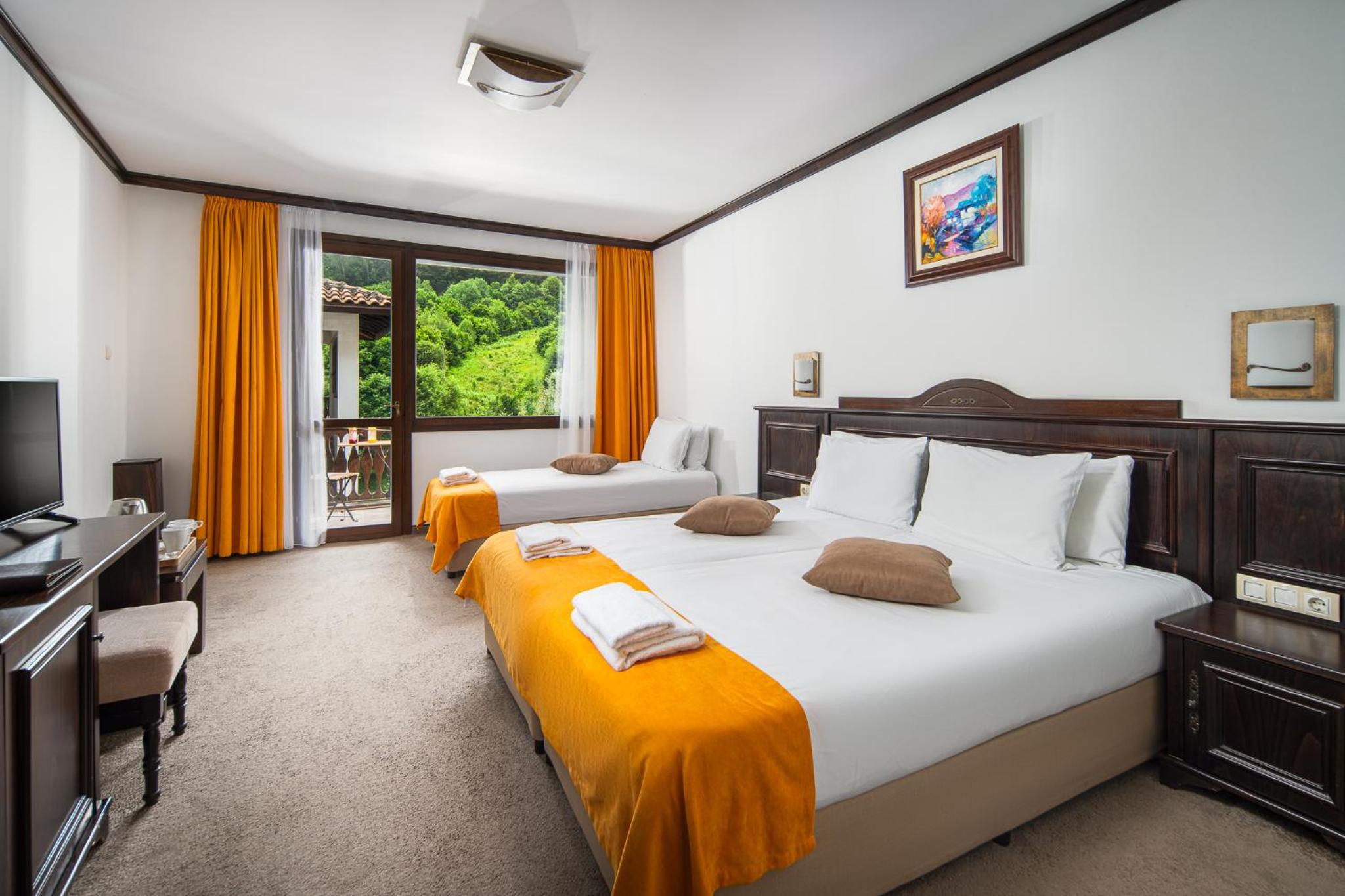 Triple Room with Balcony photo 1