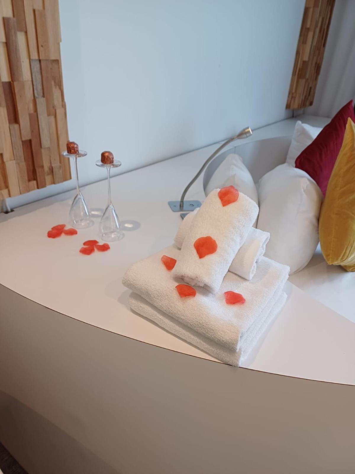 Suite with Spa Bath