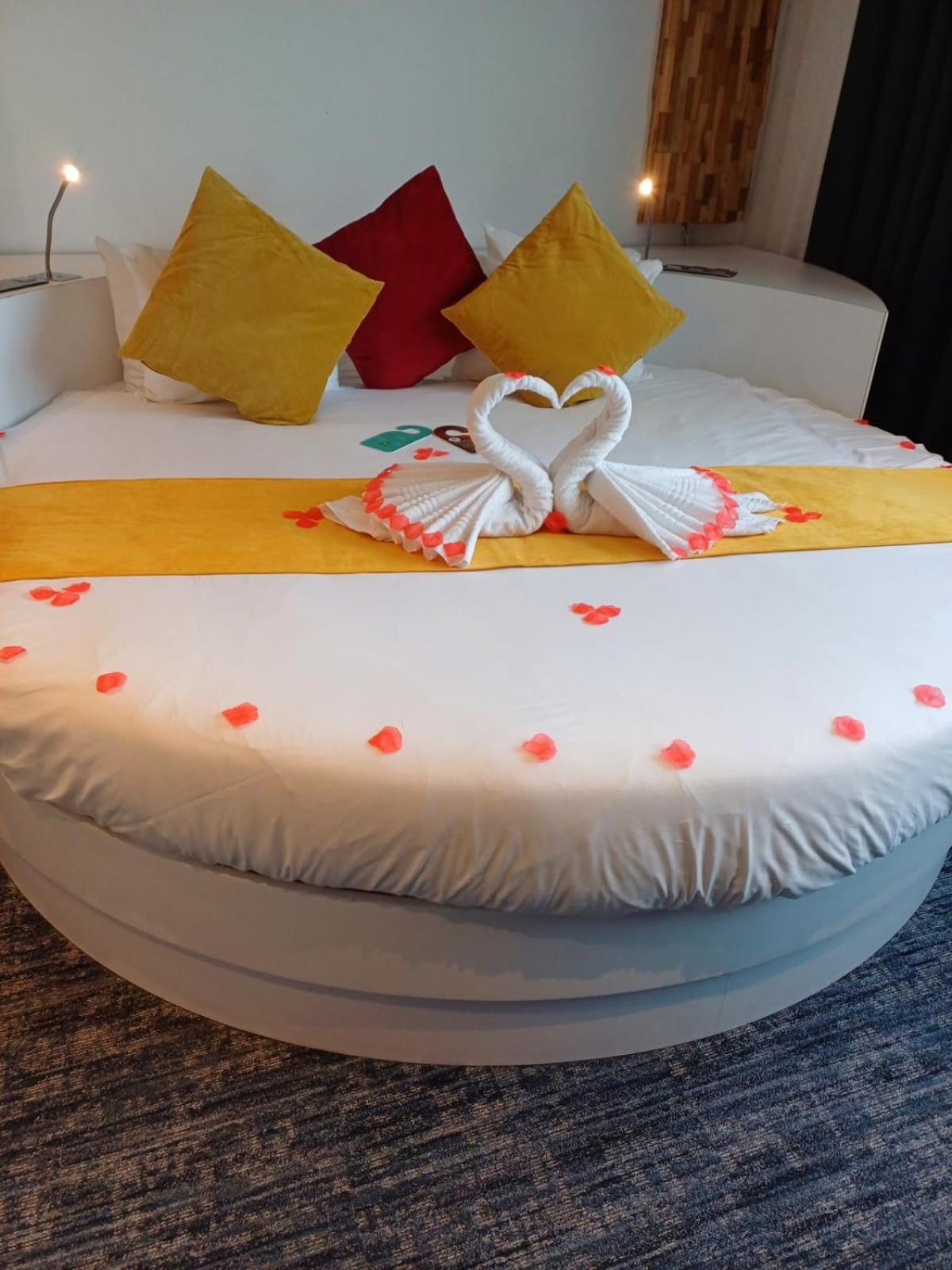 Suite with Spa Bath