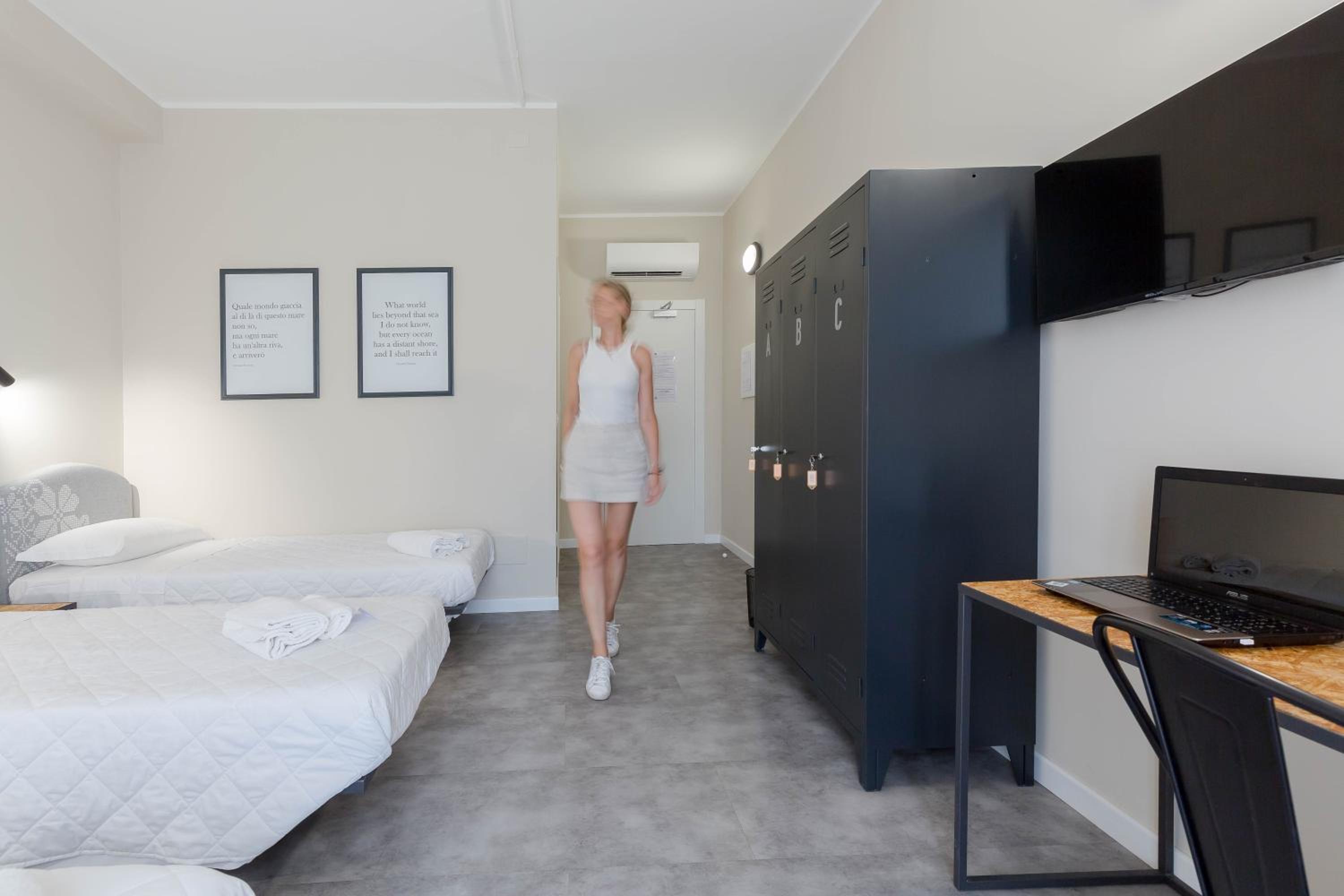 Triple Room with Balcony photo 2