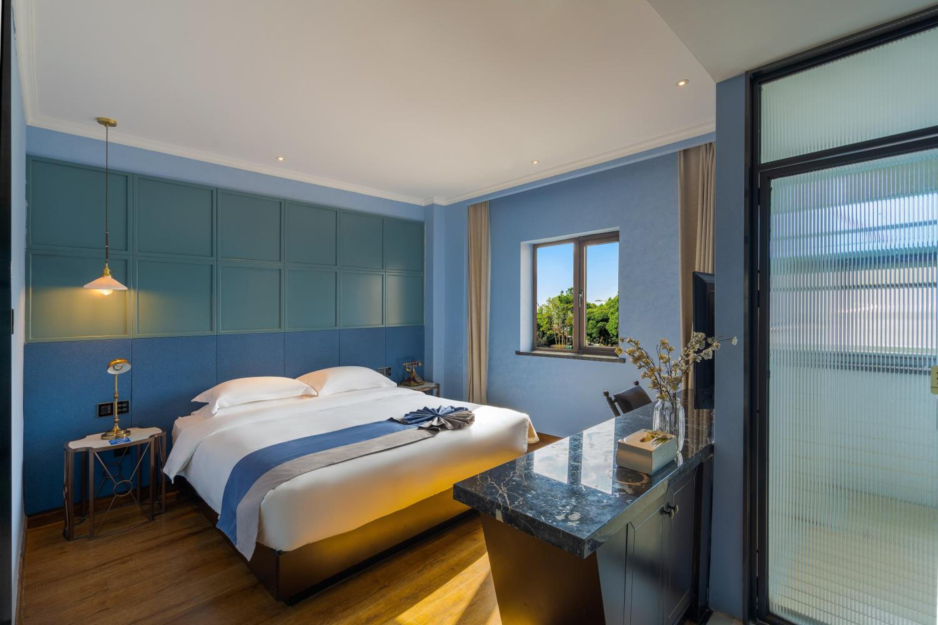 Deluxe Double Room with Shower photo 1