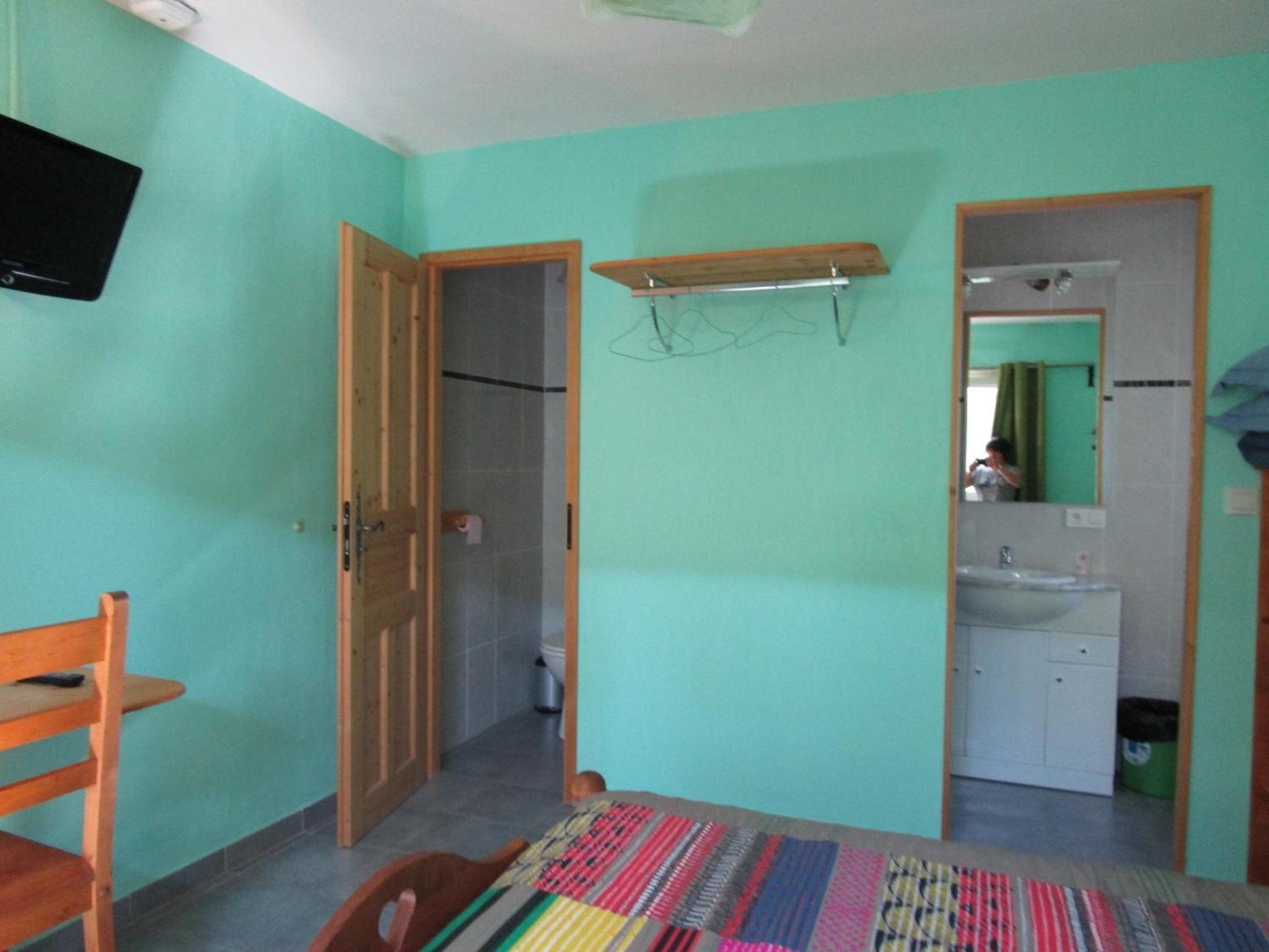 Standard Double Room - Photo 3