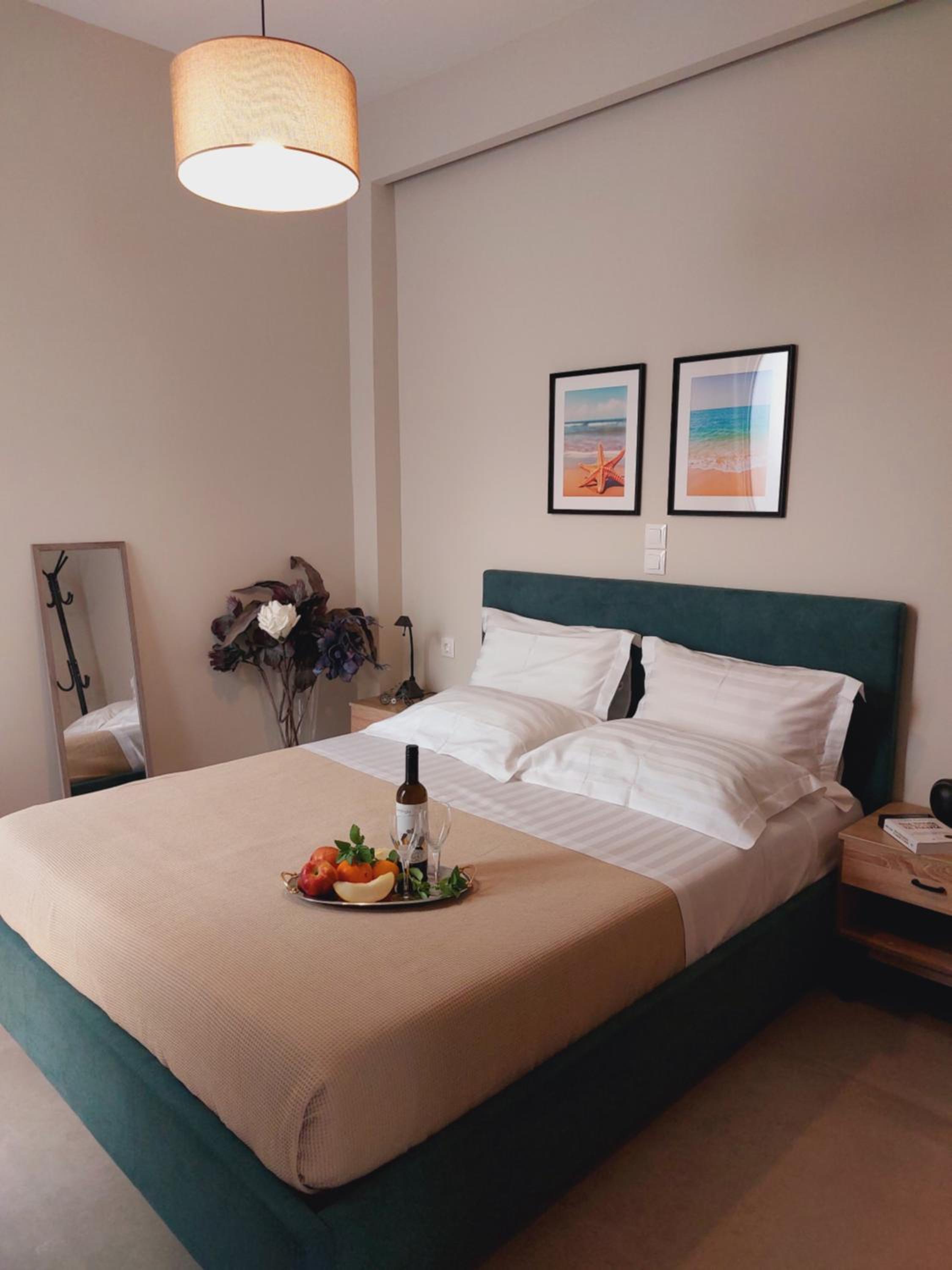 One-Bedroom House photo 1