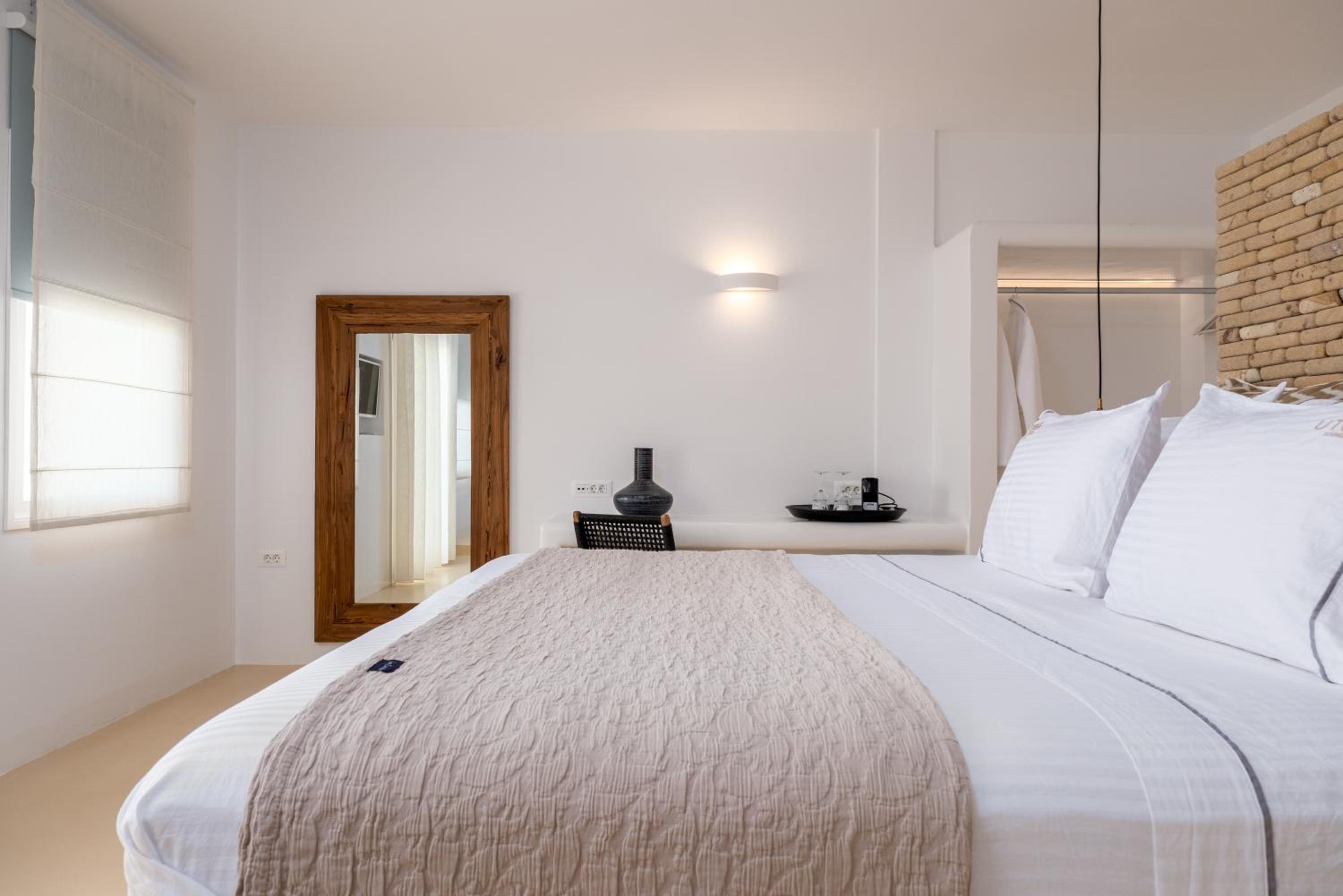 Honeymoon Suite with Private Pool and Sea View photo 2