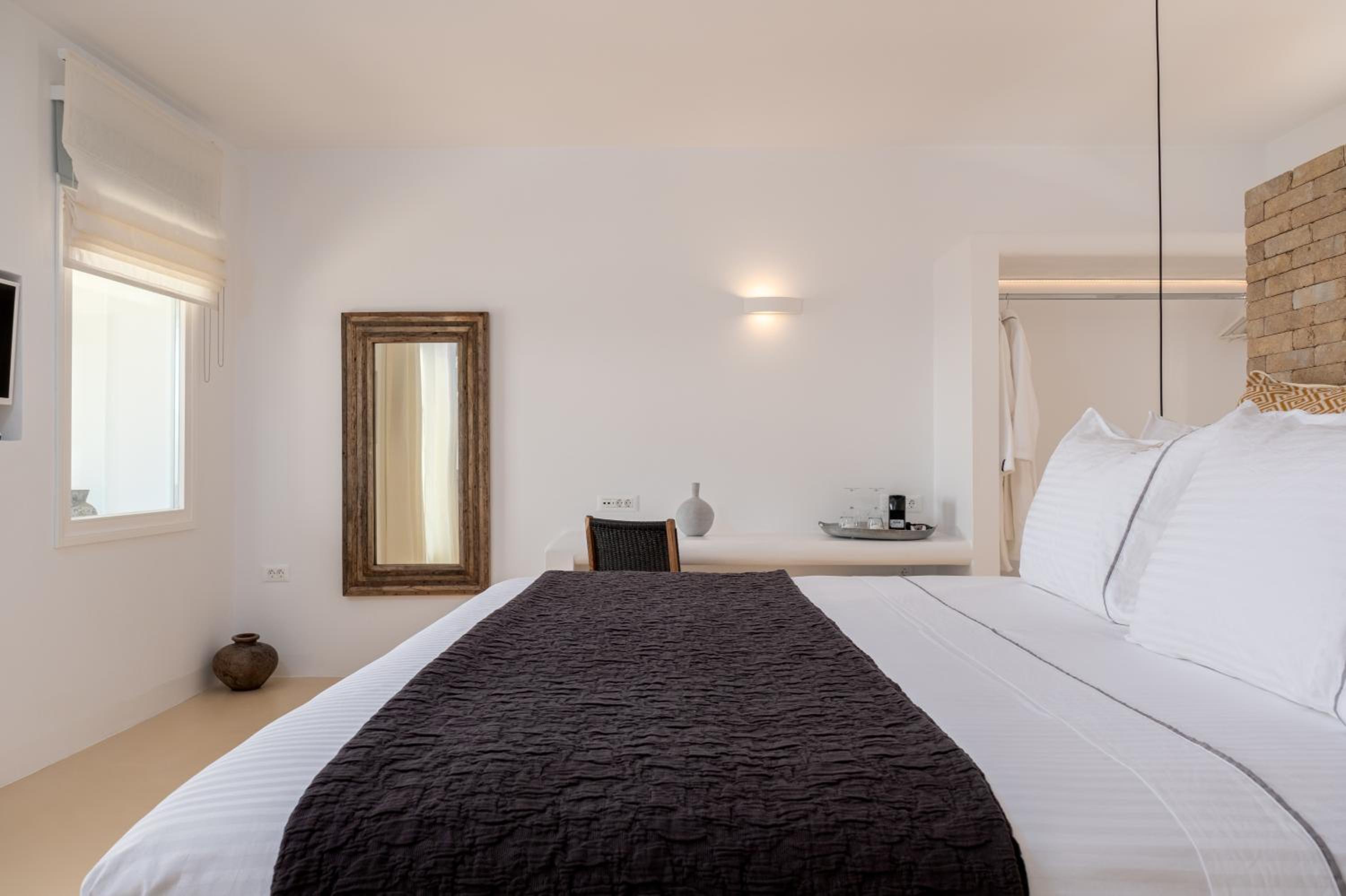 Honeymoon Suite with Private Pool and Sea View