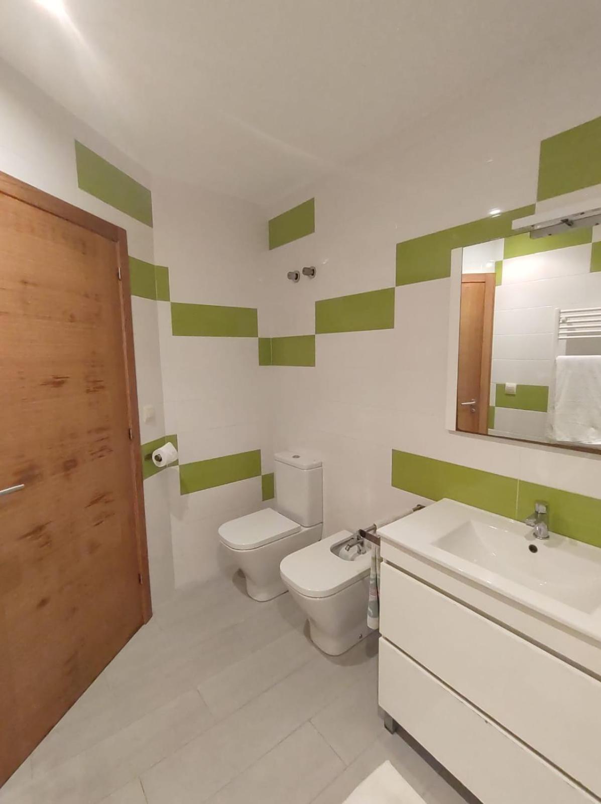 Three-Bedroom House photo 3
