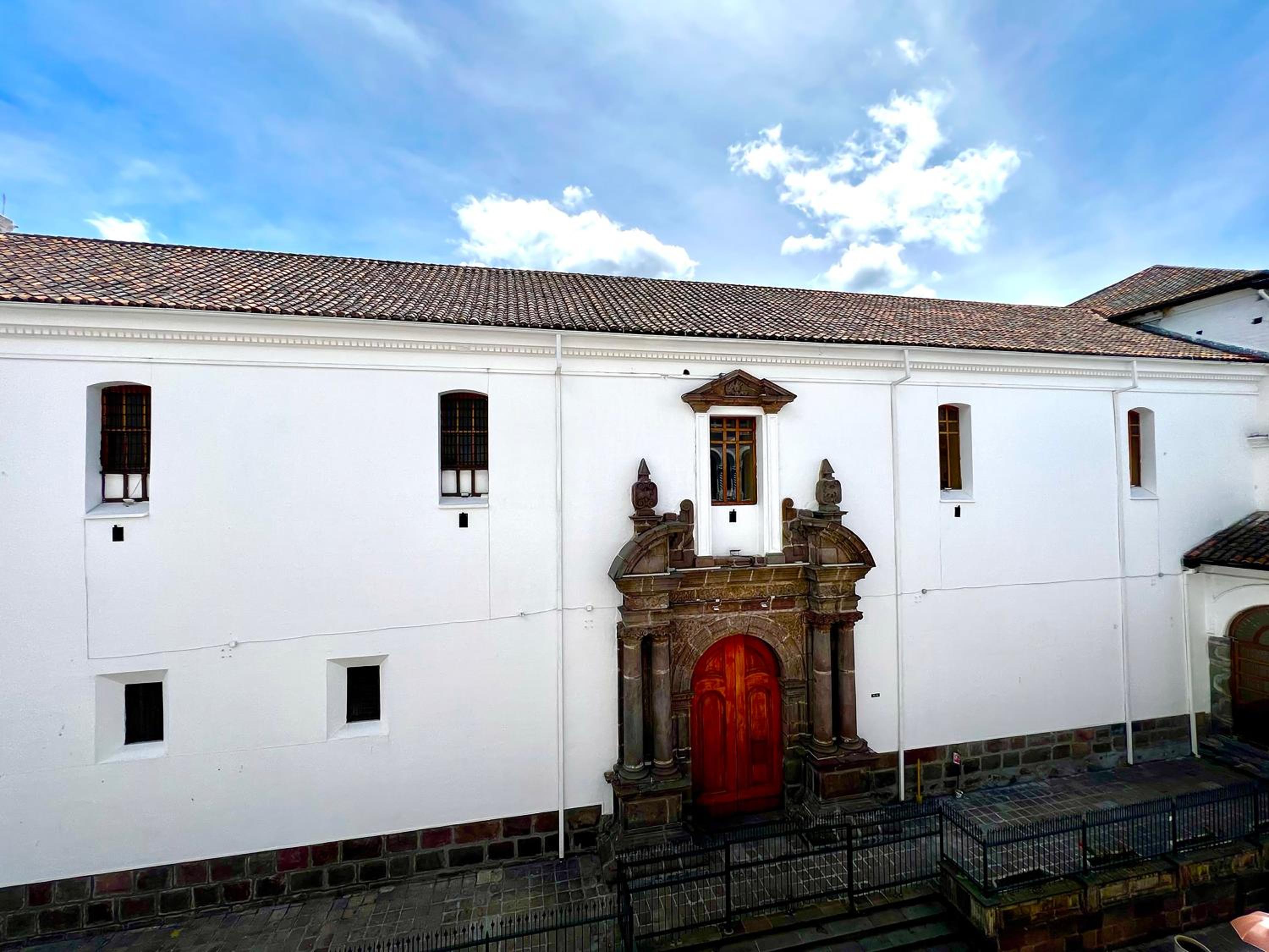 Hotel Building