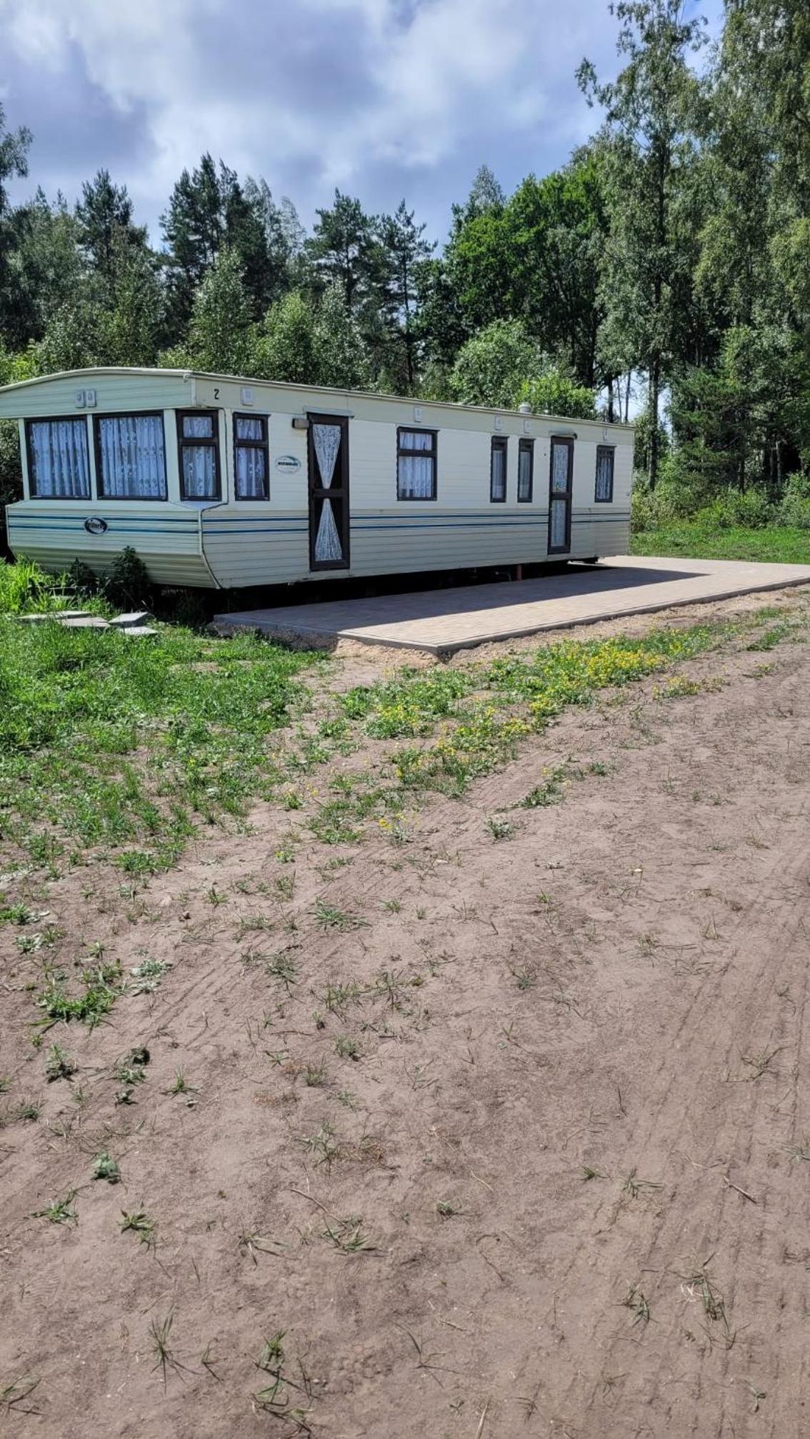 Family Room with Private Bathroom - Photo 2