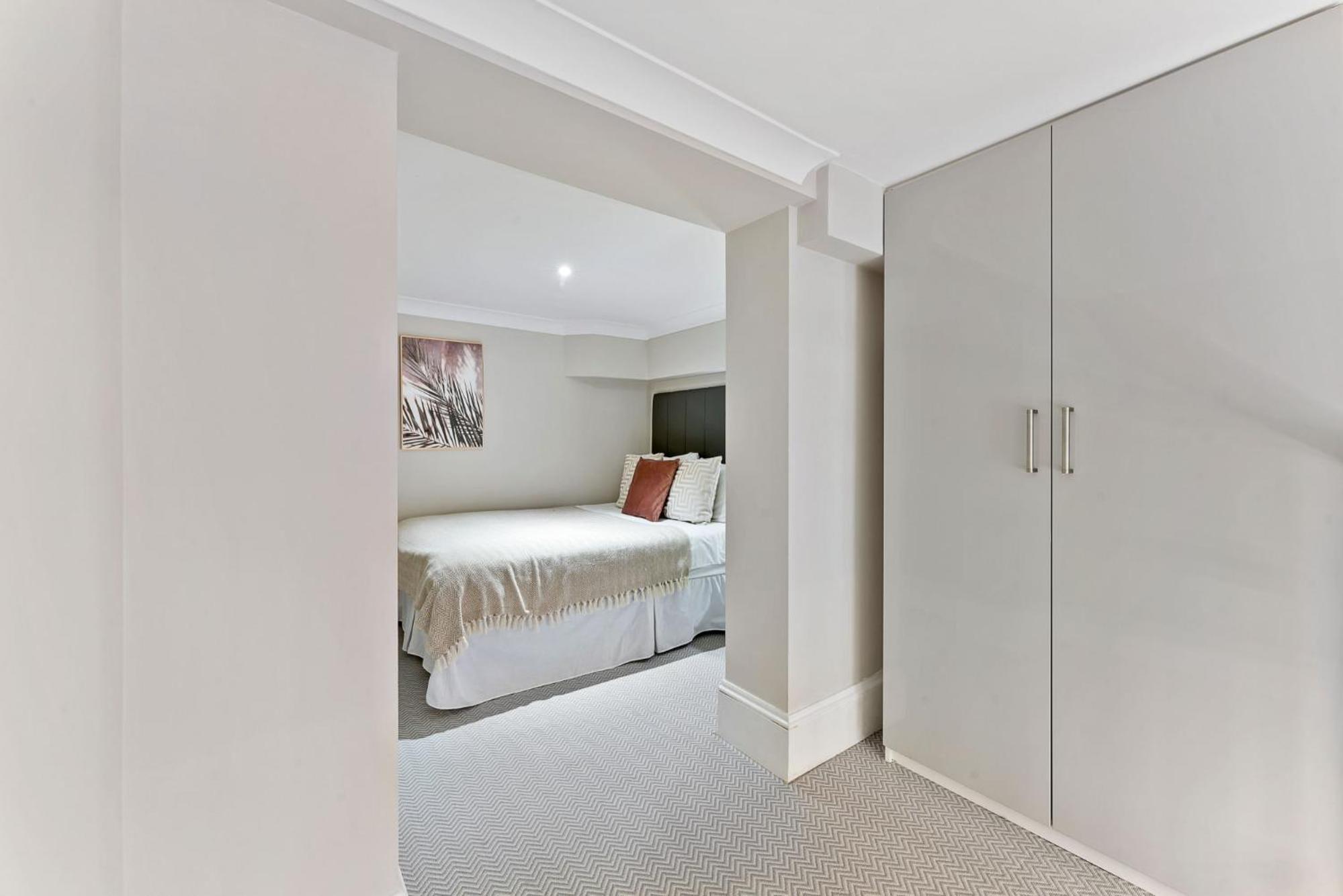Mezzanine Studio Suite