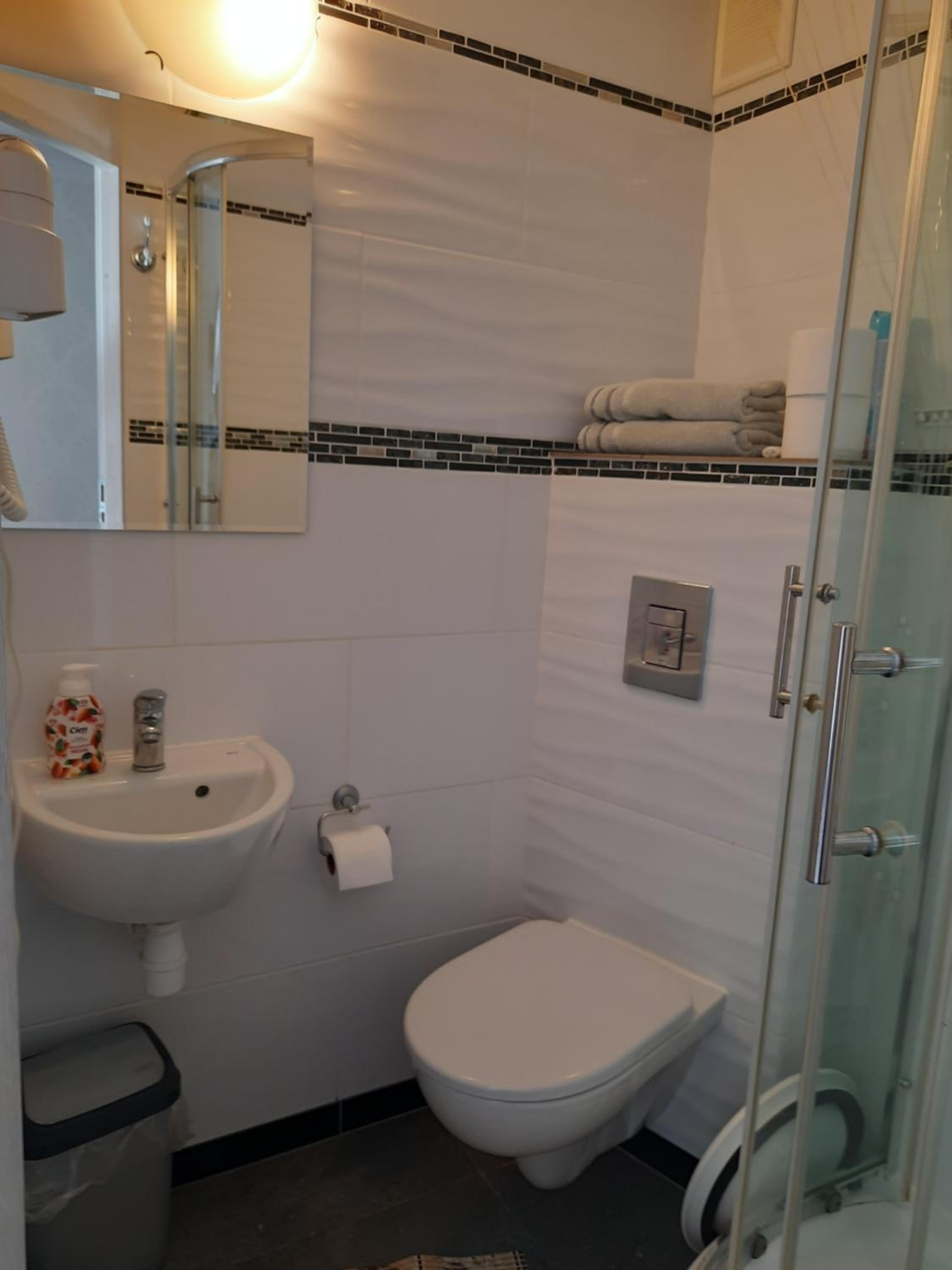 Double Room with Balcony photo 2