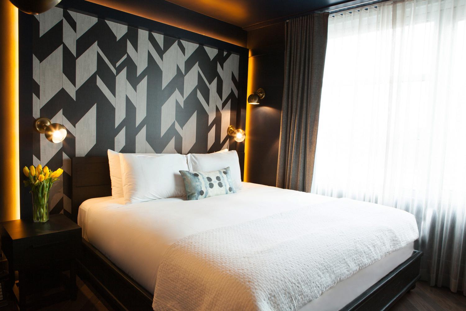 Queen Room - Photo 2