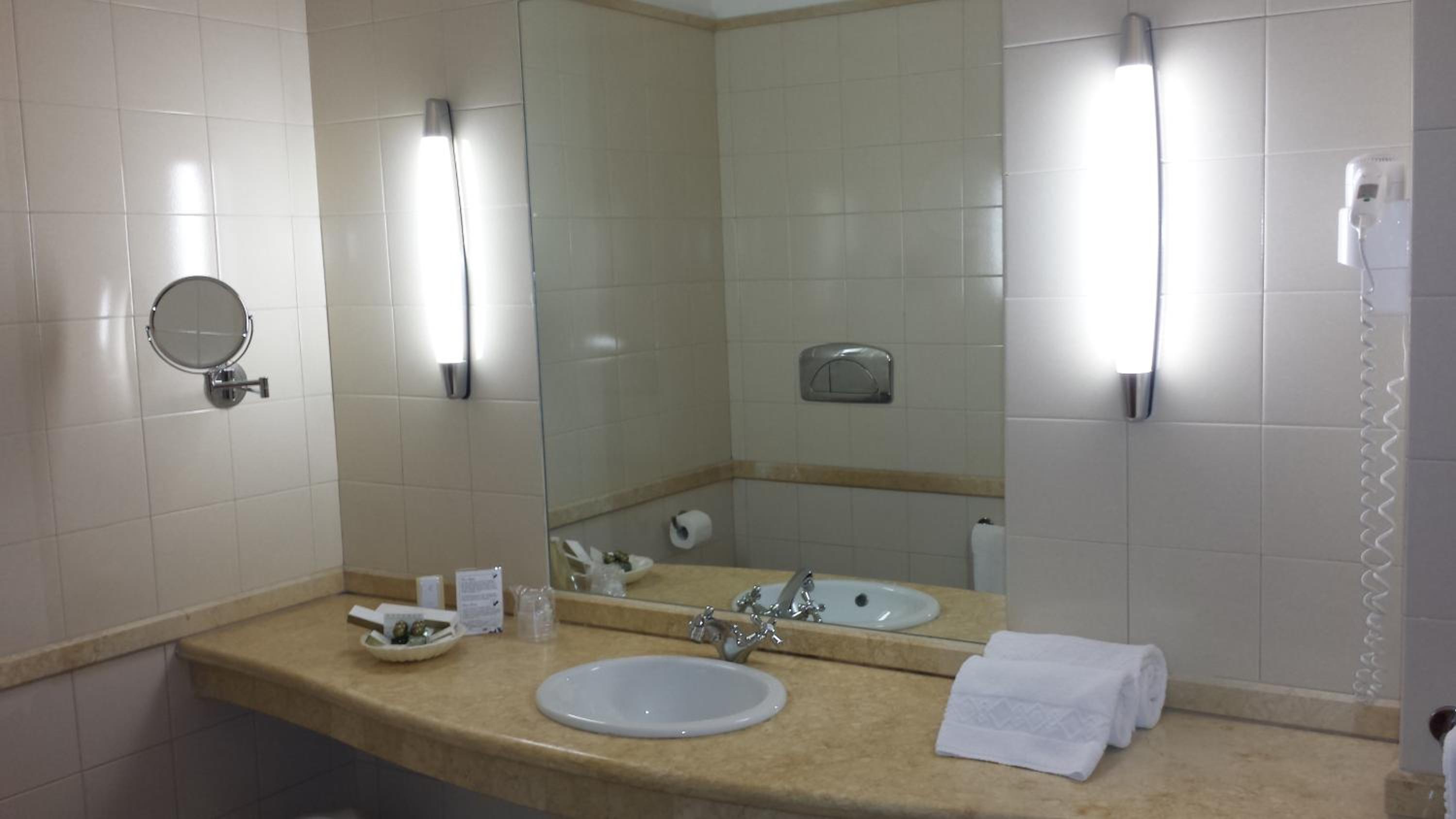 Deluxe Double Room - Photo 4