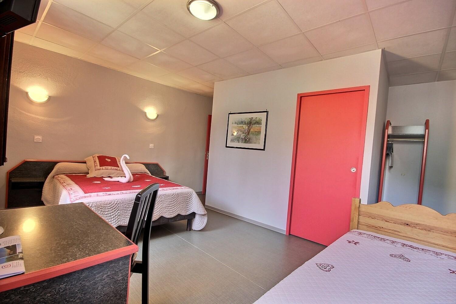Large Double Room photo 2