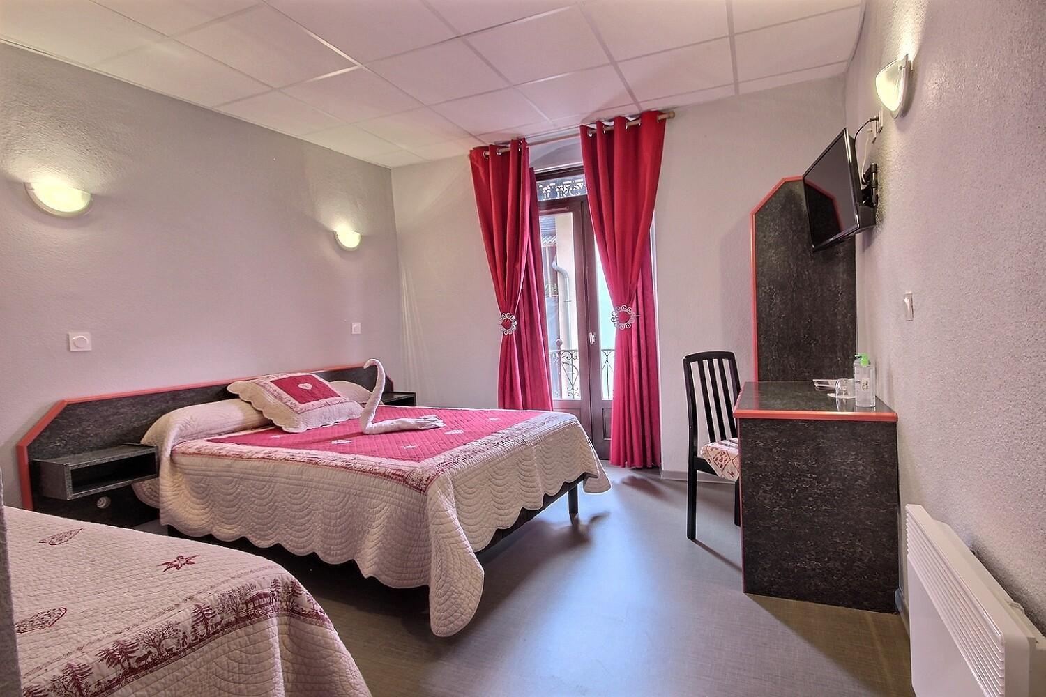 Standard Double Room photo 2