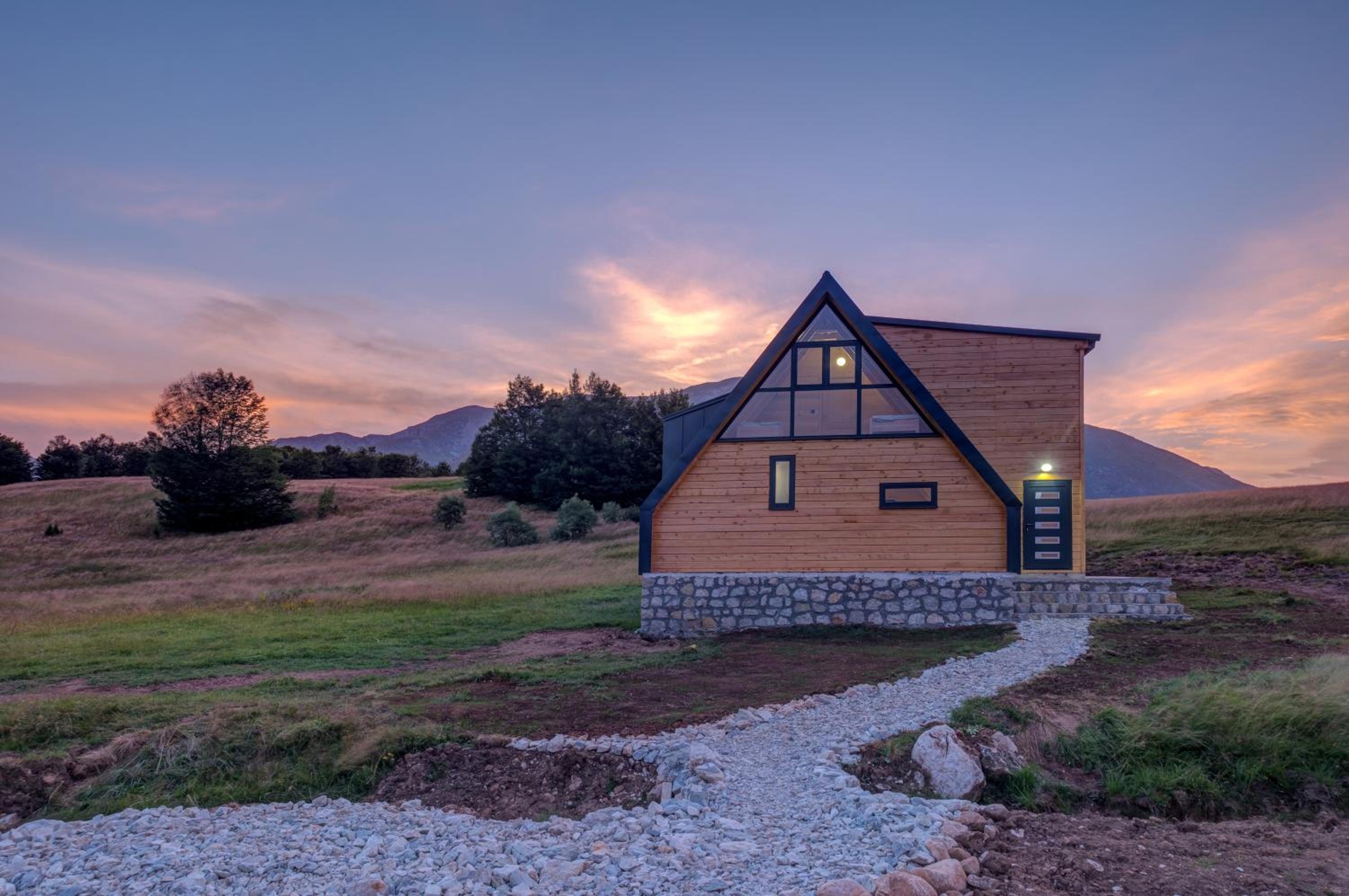 Three-Bedroom Villa photo 2