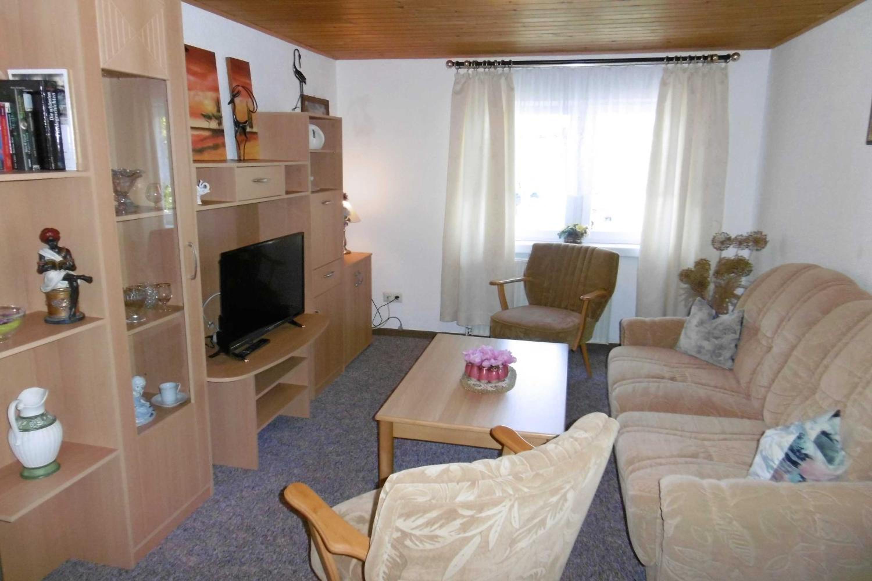 One-Bedroom Apartment with Terrace photo 1