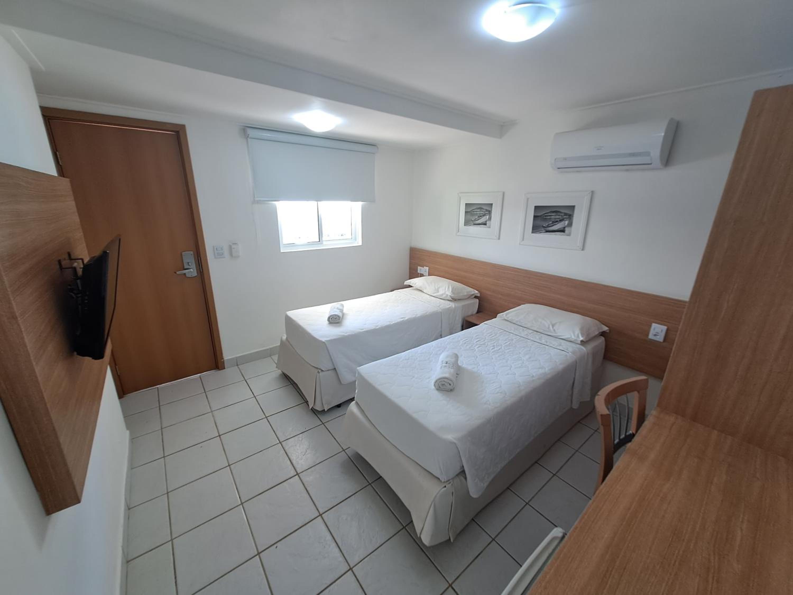 Quarto Duplo Básico