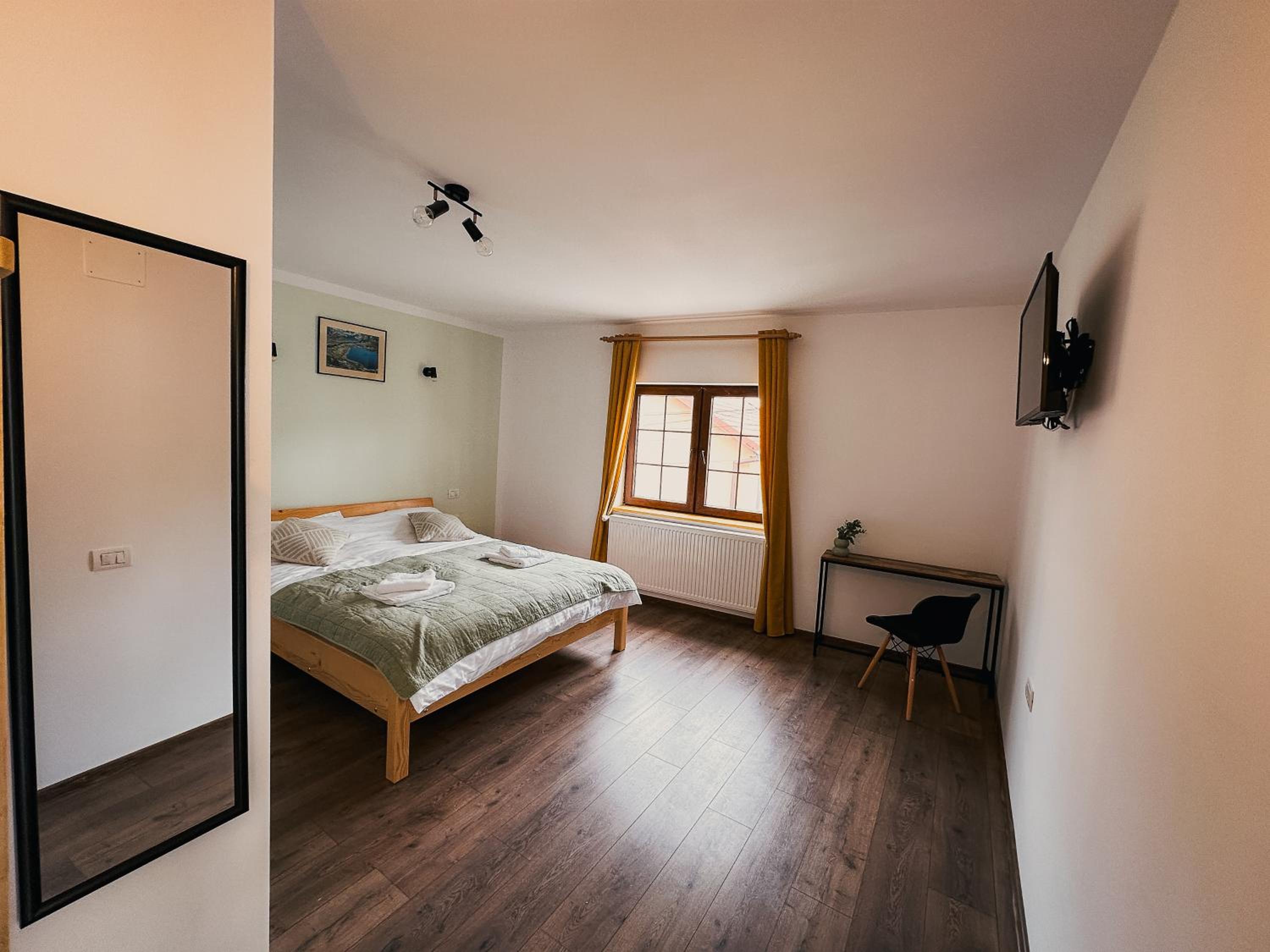 Double Room with Private Bathroom photo 2