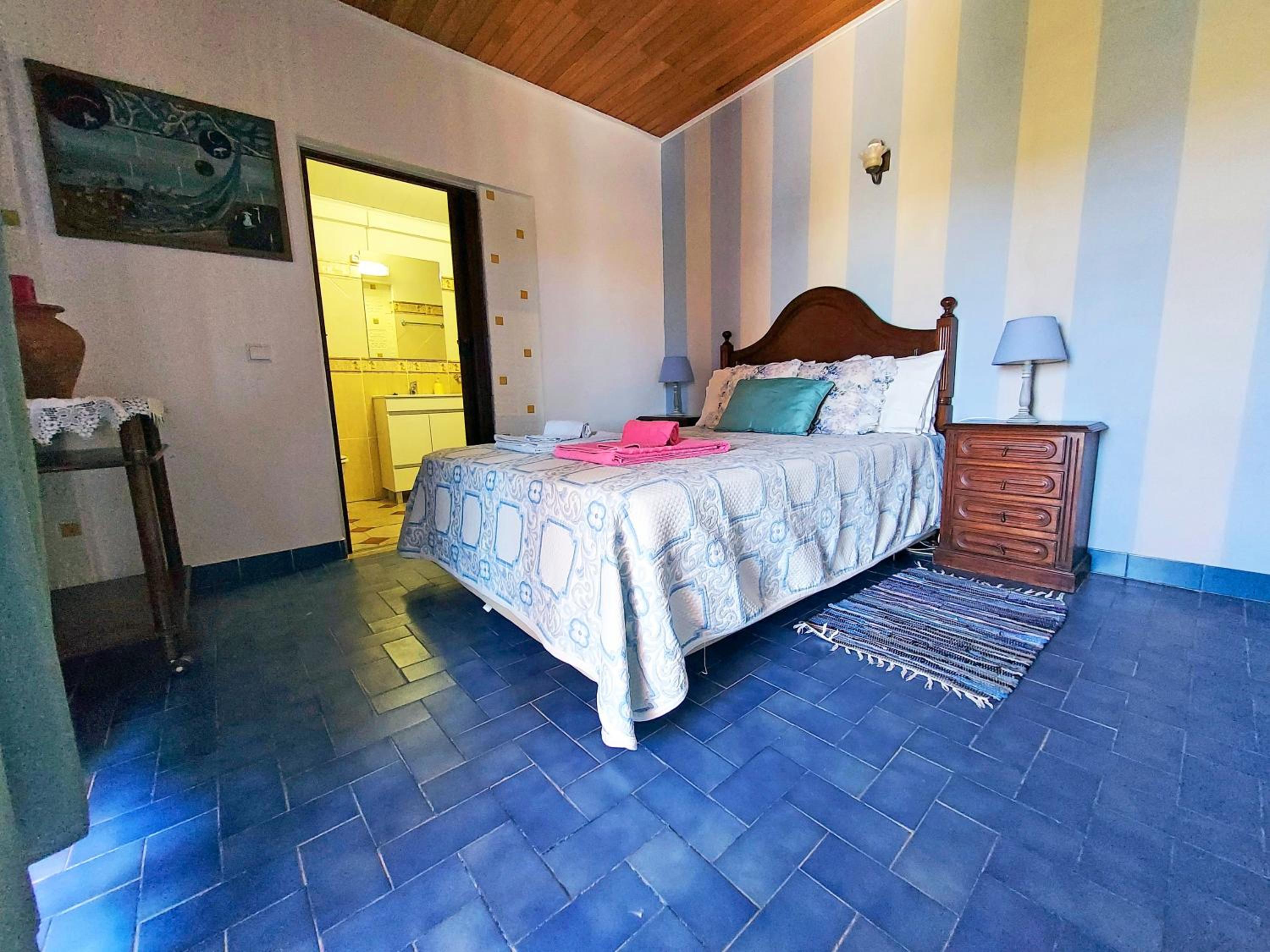 Double Room with Pool View photo 3