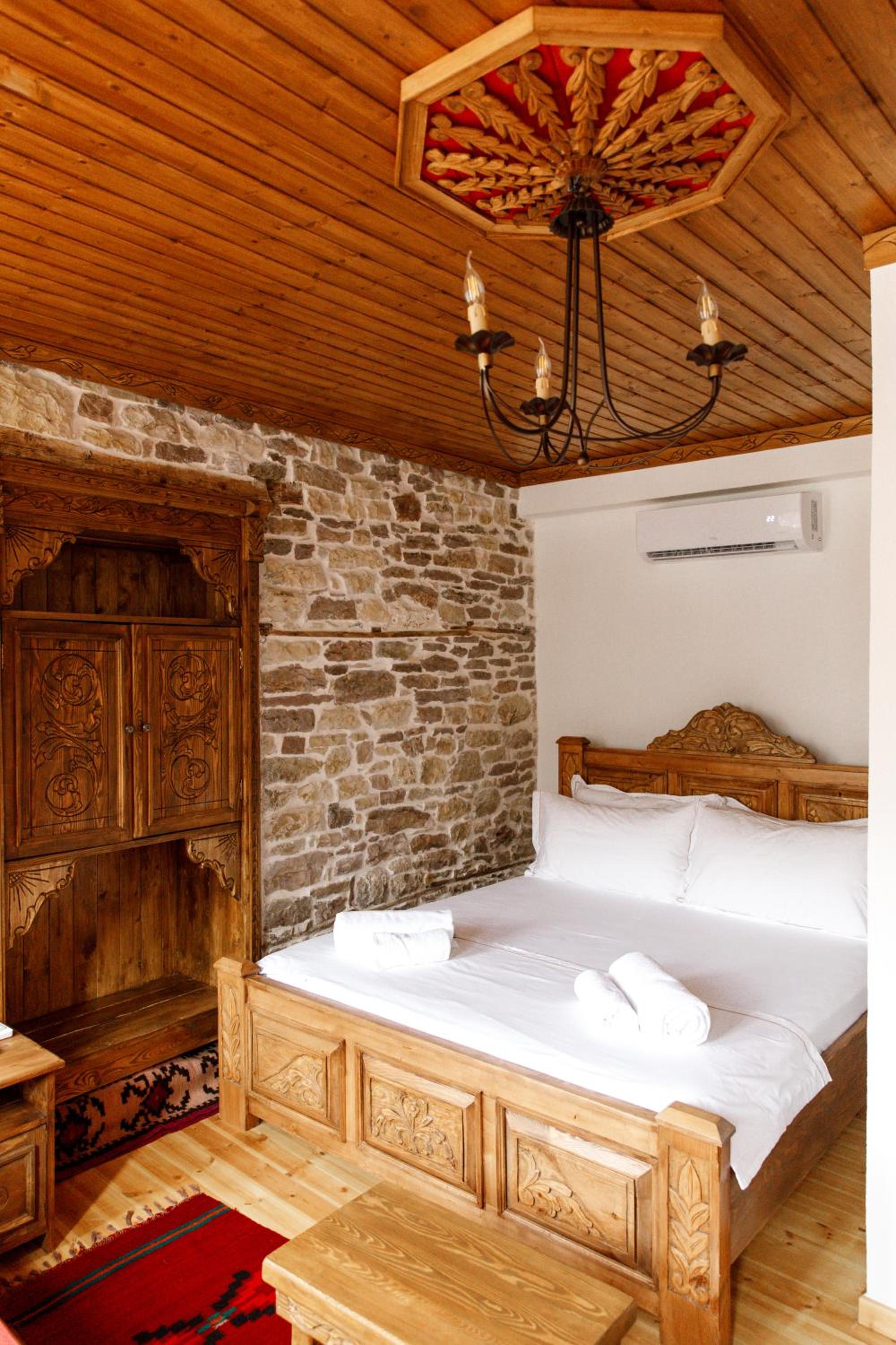 Deluxe Triple Room photo 2