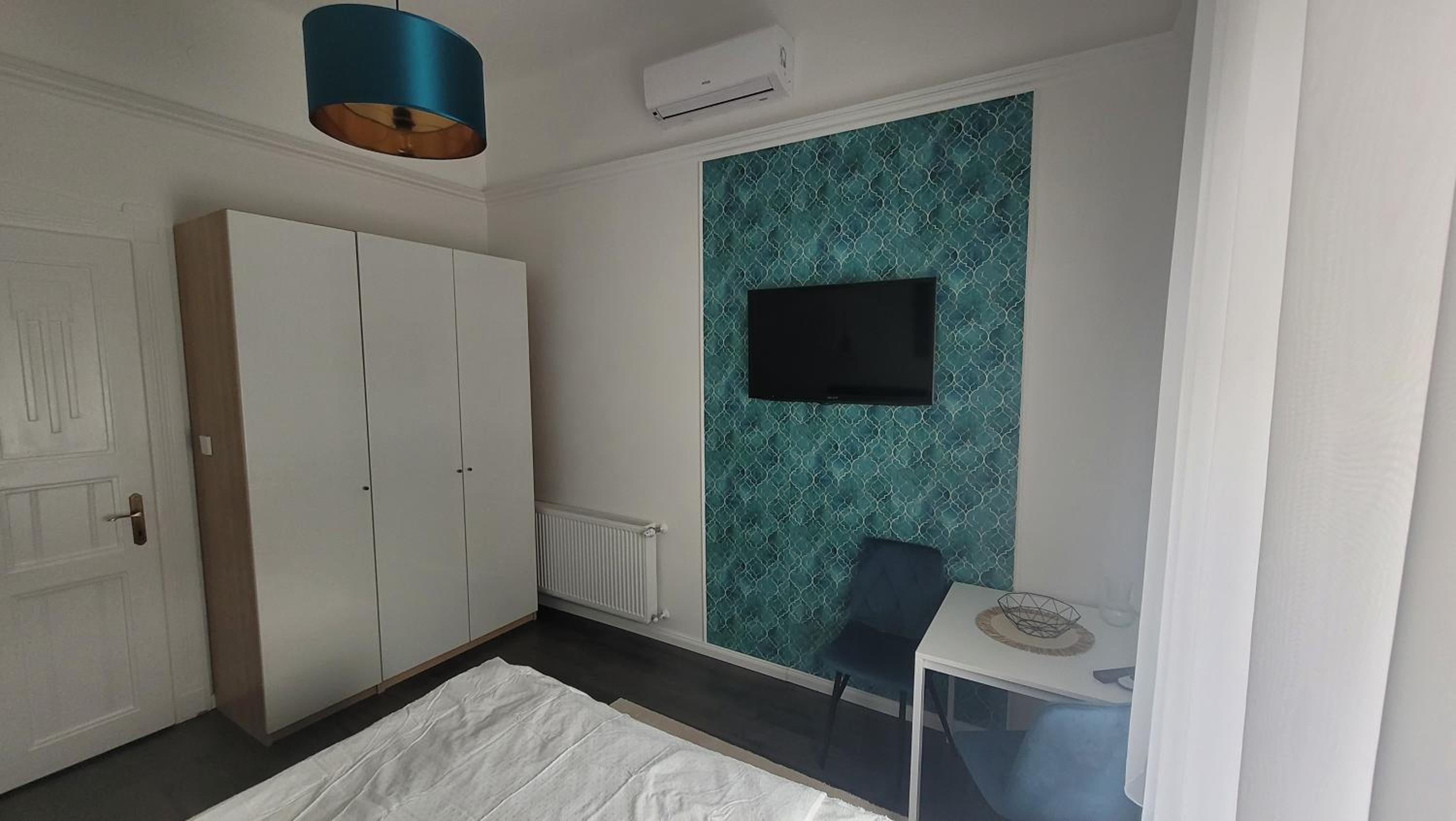 Studio with Spa Bath - Photo 28